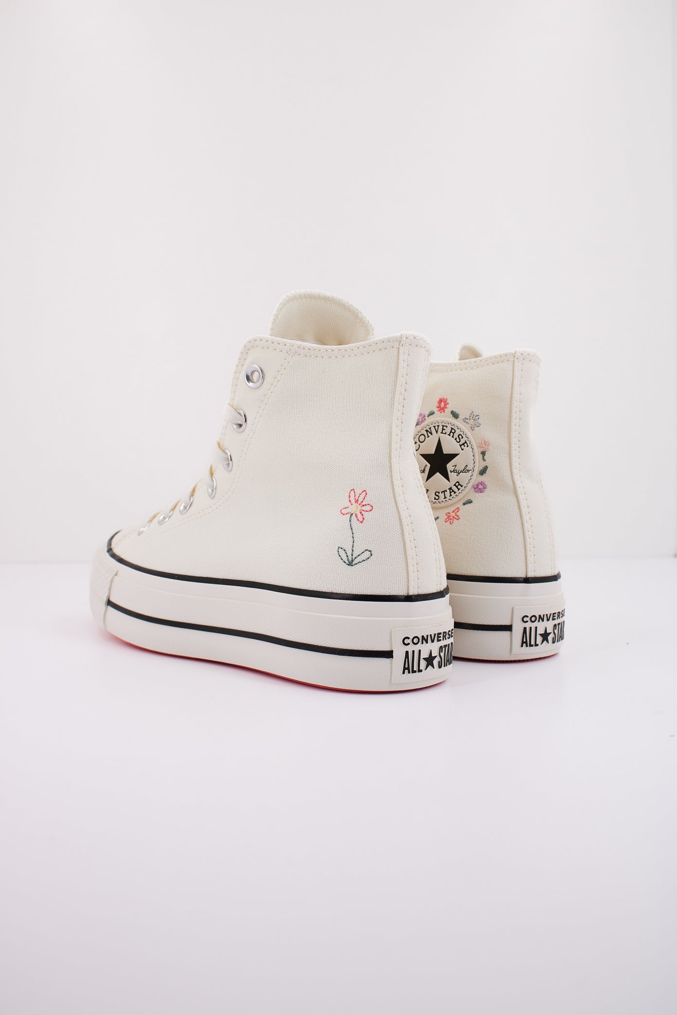 CONVERSE CHUCK TAYLOR ALL STAR LIFT PLATFORM LITTLE FLOWERS en color BLANCO (4)