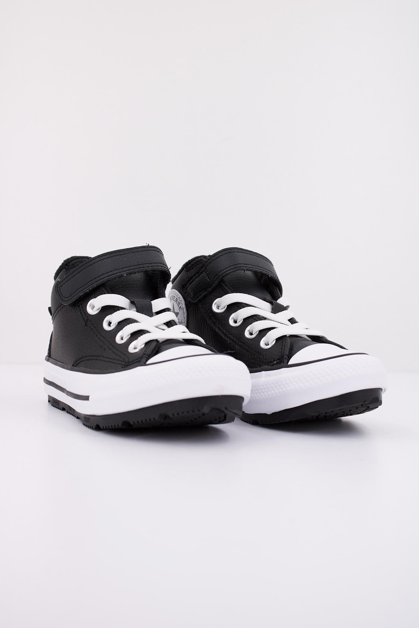 CONVERSE CHUCK TAYLOR ALL STAR MALDEN STREET BOOT MID en color NEGRO (2)