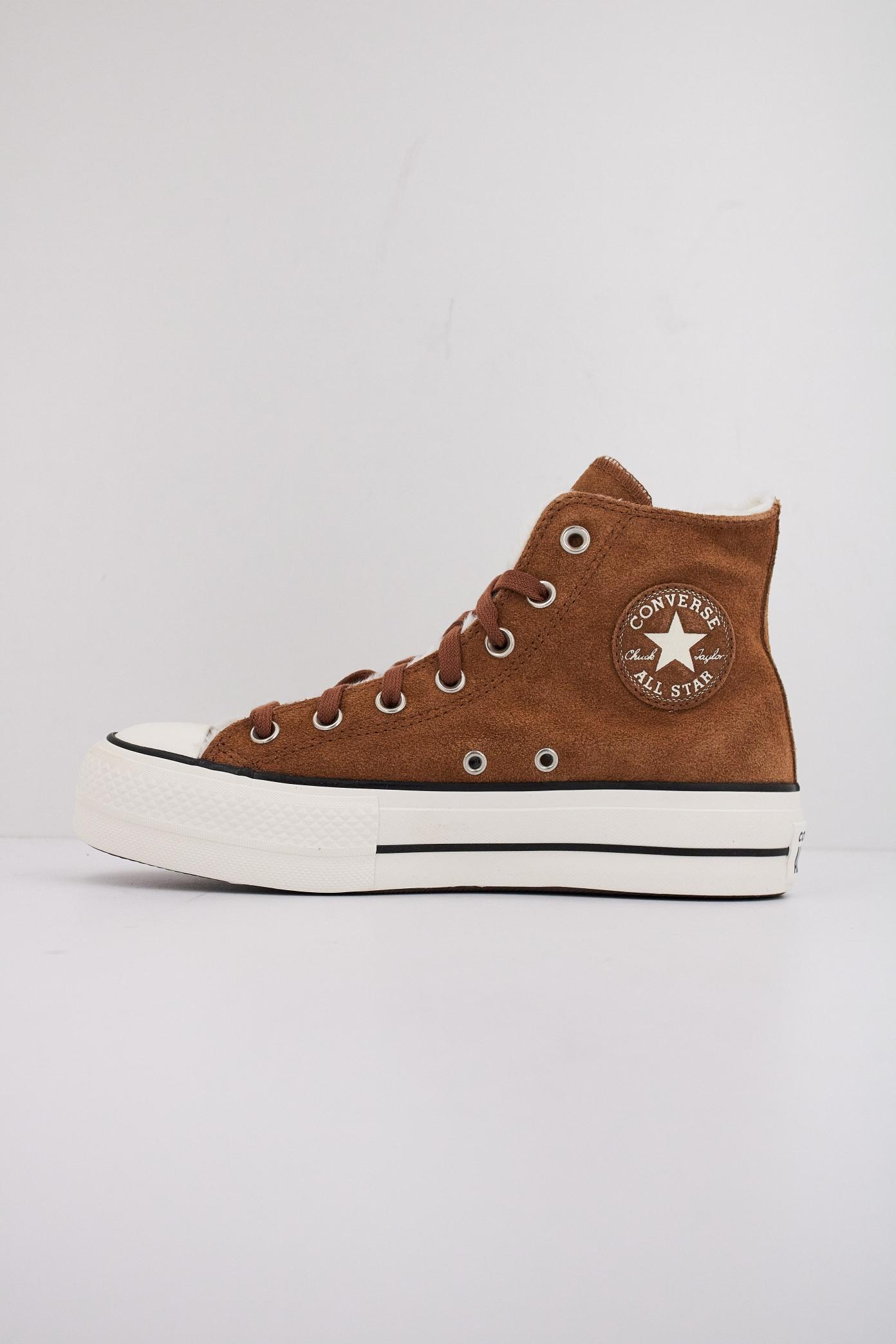 CONVERSE CHUCK TAYLOR ALL STAR LIFT en color MARRON (1)