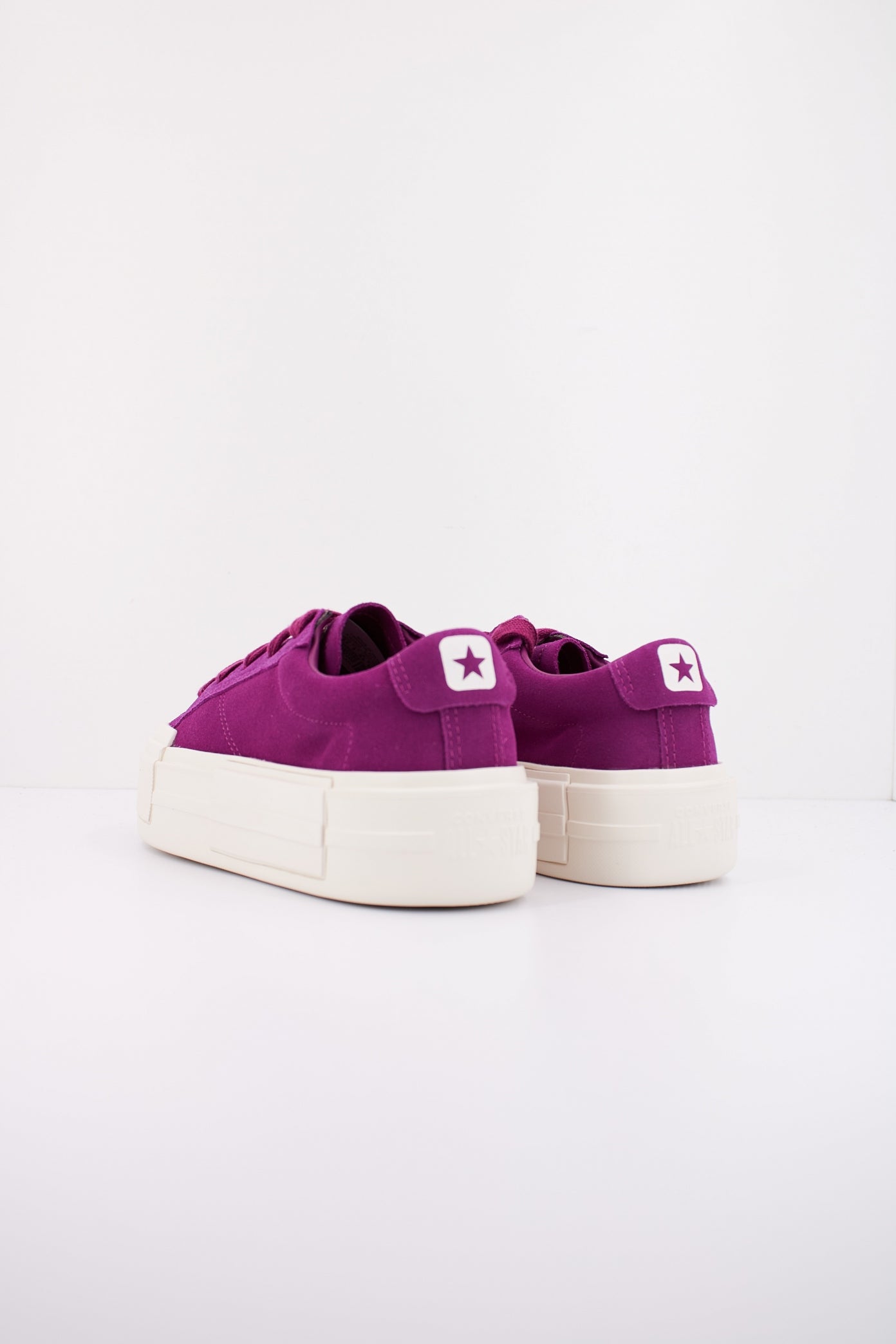 CONVERSE CHUCK TAYLOR ALL STAR CRUISE OX QUANTUM en color VIOLETA (4)