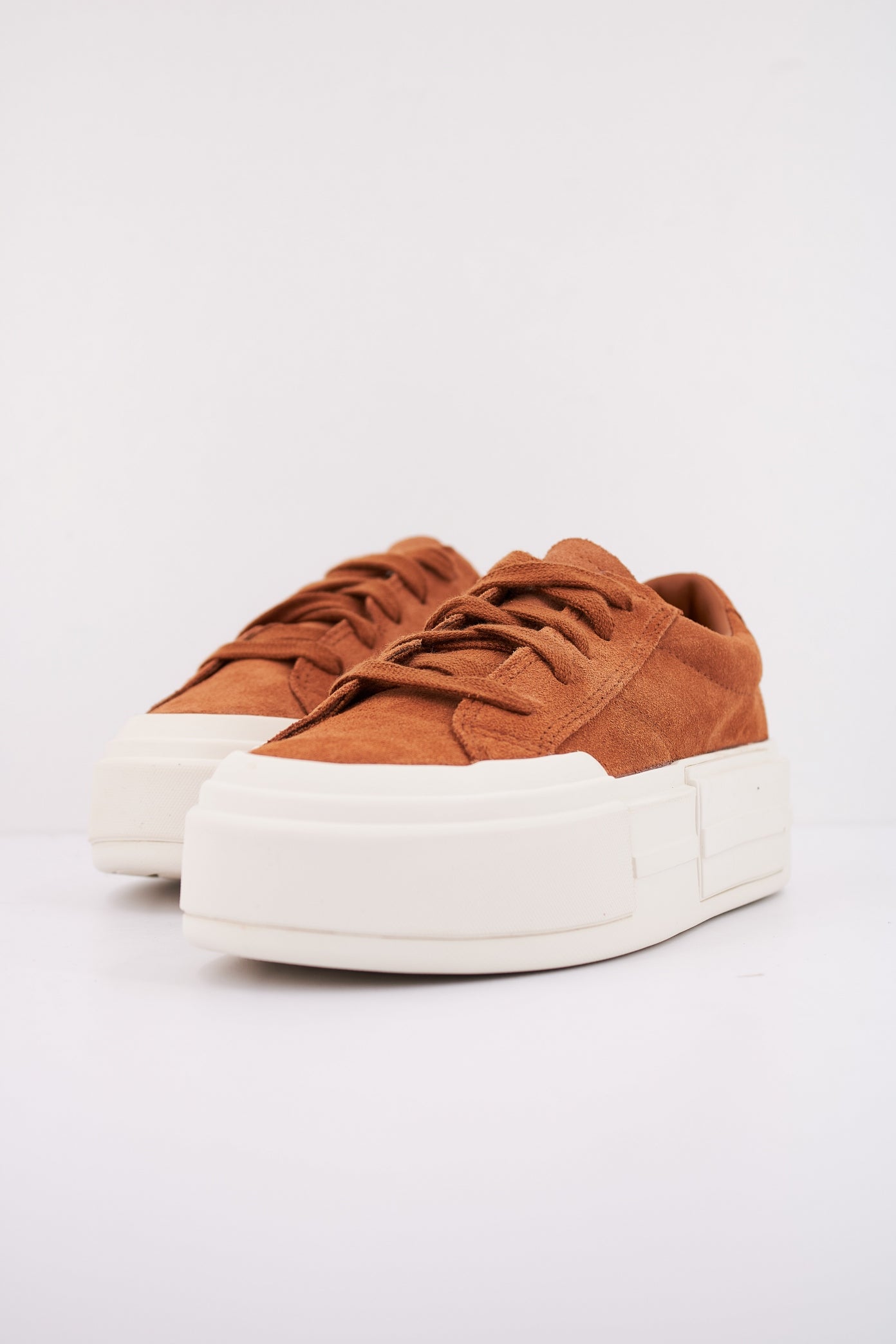 CONVERSE CRUISE SUEDE en color MARRON (2)