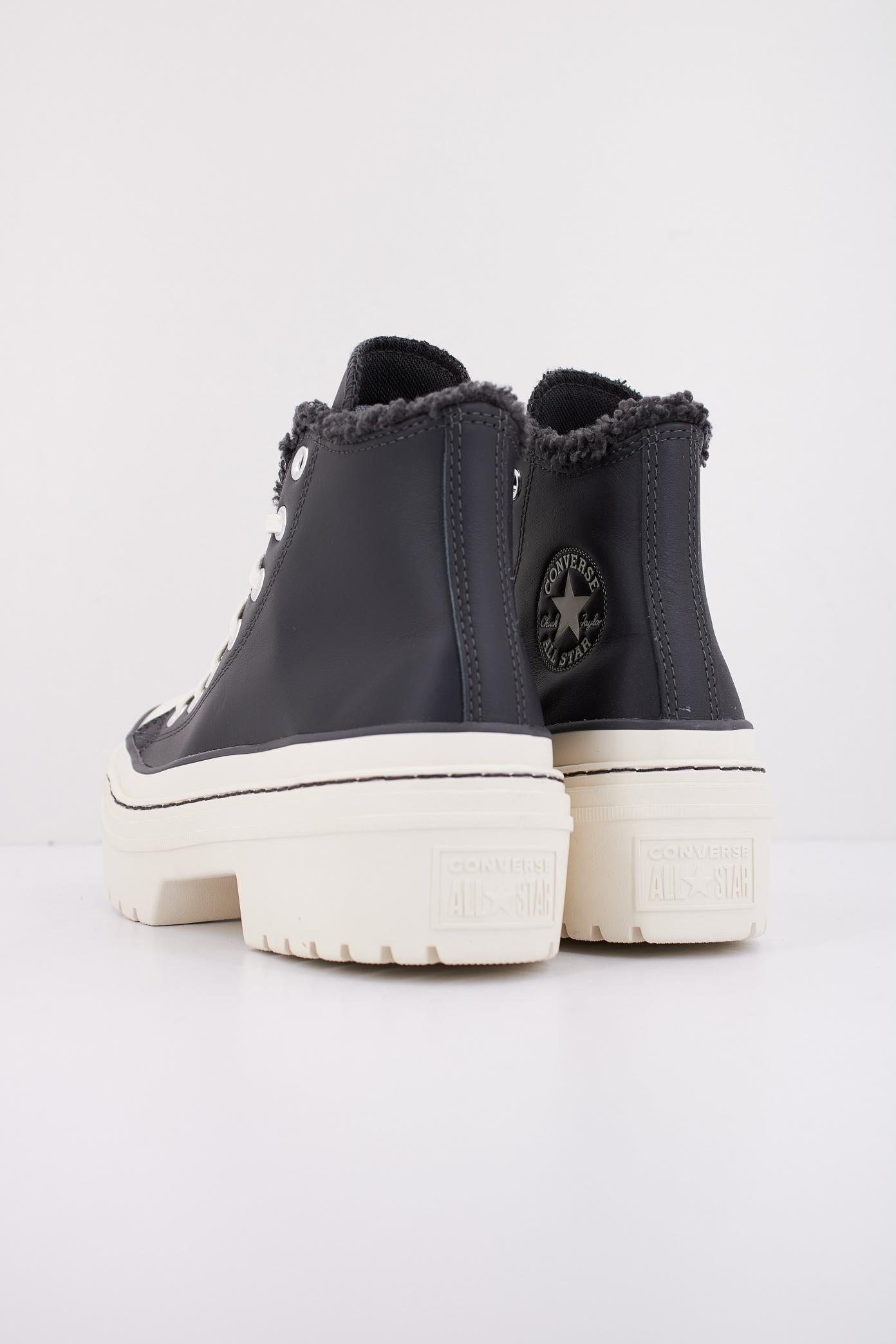 CONVERSE CTAS LUGGED HEEL HI en color AZUL (4)