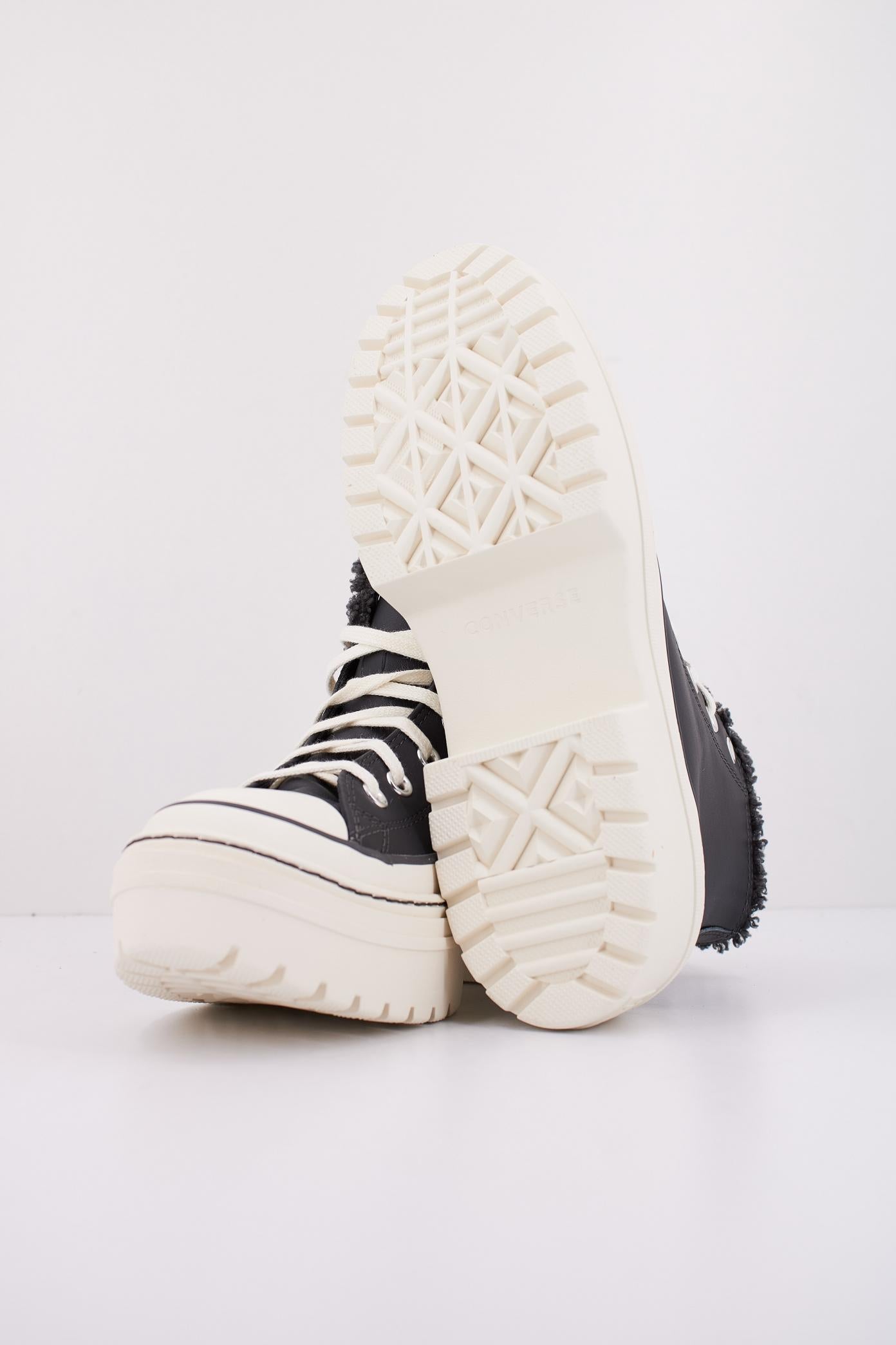 CONVERSE CTAS LUGGED HEEL HI en color AZUL (5)