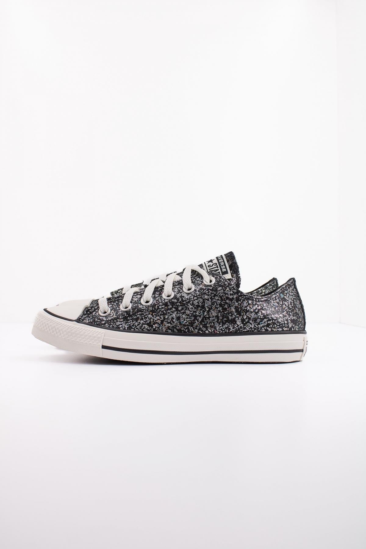 CONVERSE CHUCK TAYLOR ALL STAR OX en color NEGRO (1)