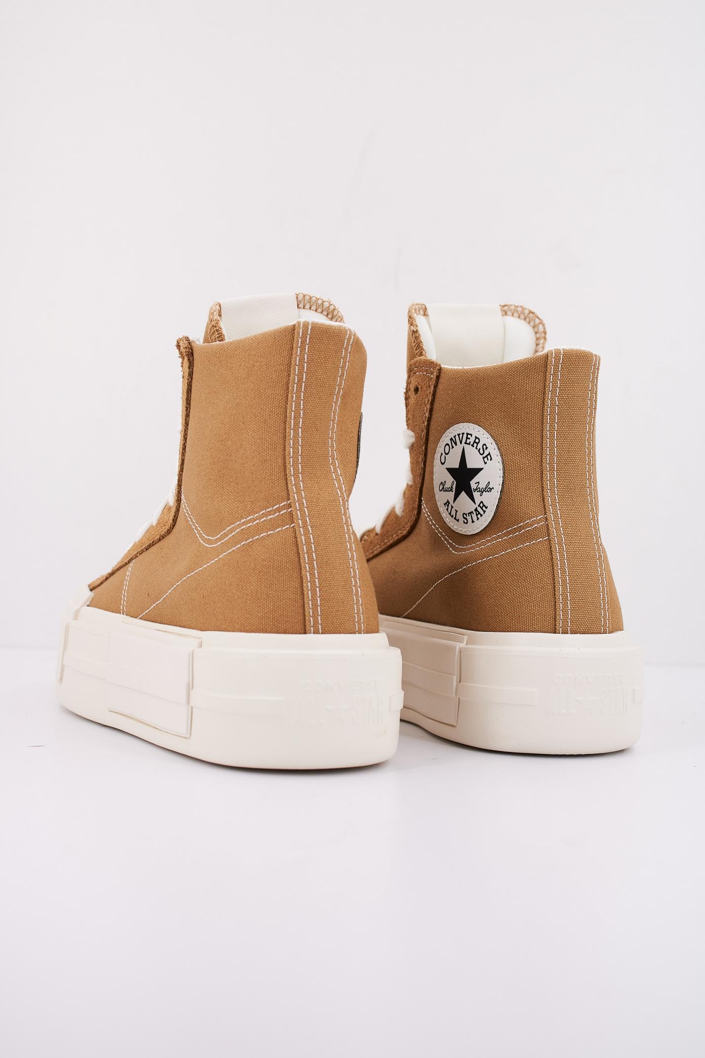 CONVERSE CONVERSE CRUISE SUEDE en color MARRON CLARO (4)