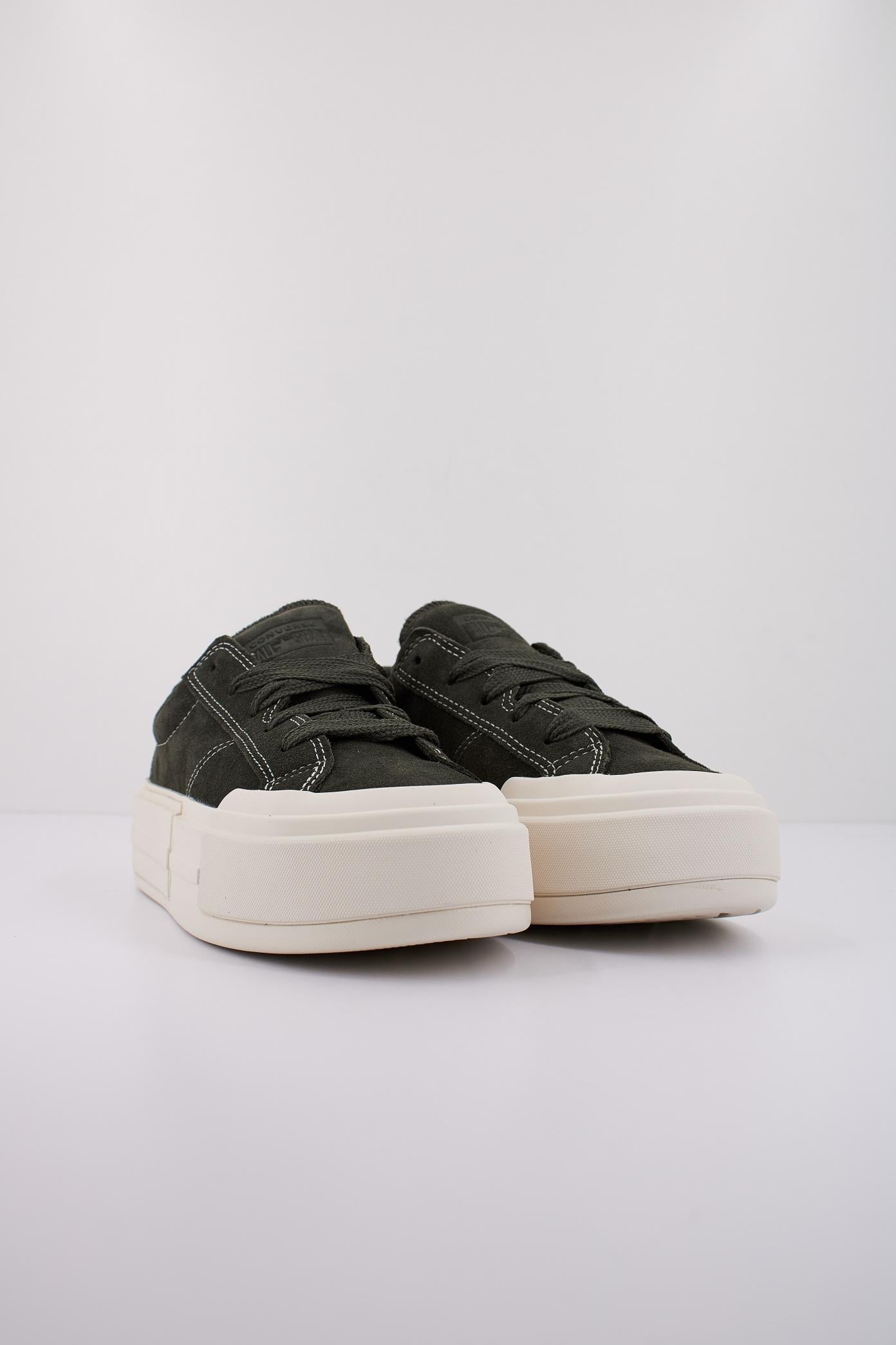 CONVERSE Converse Cruise Suede en color VERDE (2)