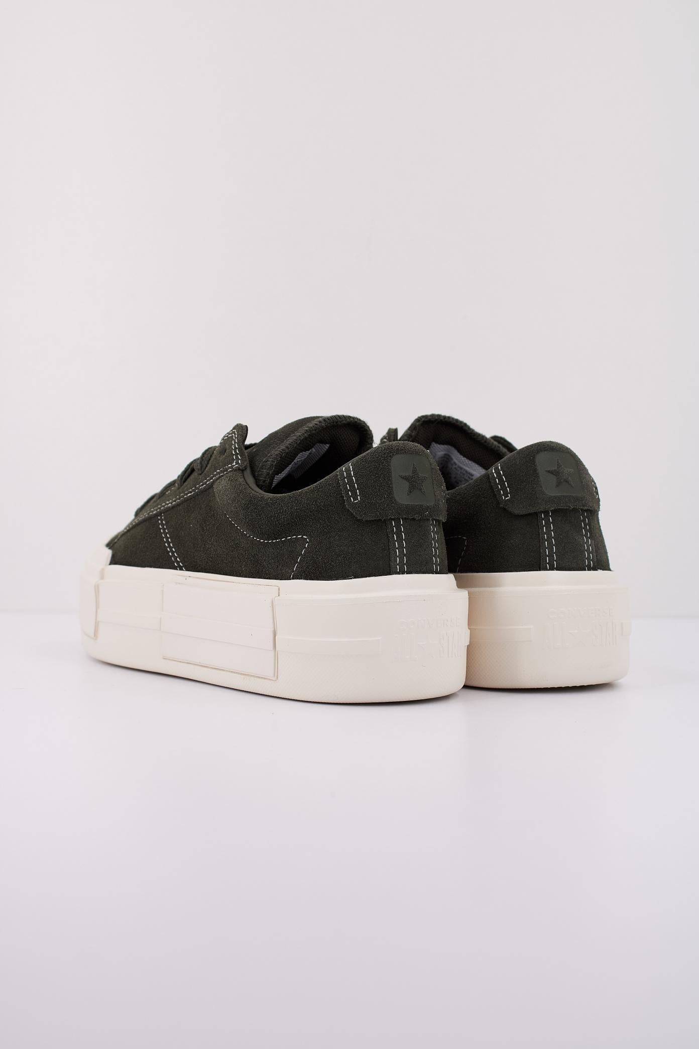 CONVERSE Converse Cruise Suede en color VERDE (4)