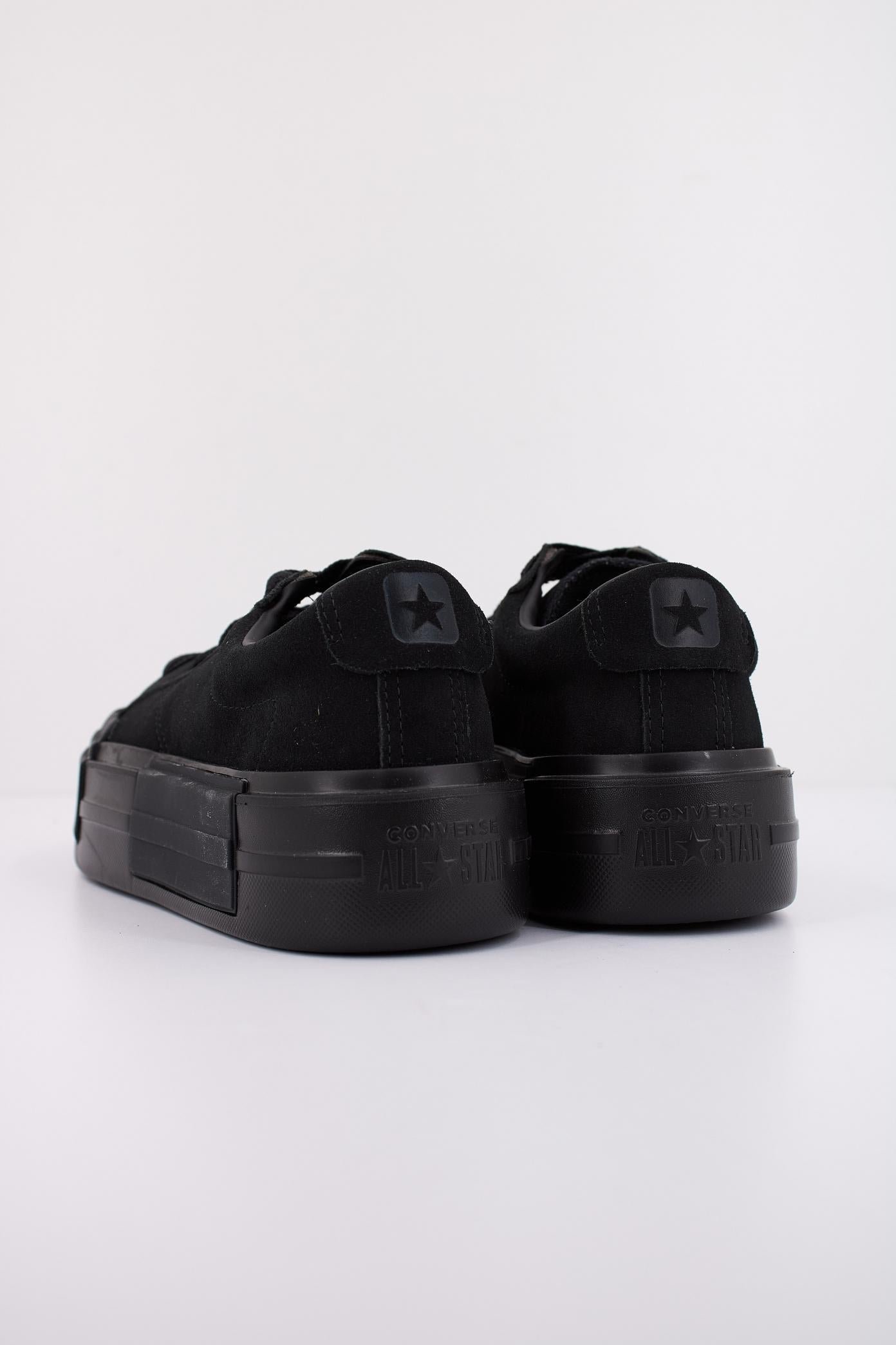 CONVERSE CHUCK TAYLOR ALL STAR CRUISE OX en color NEGRO (4)