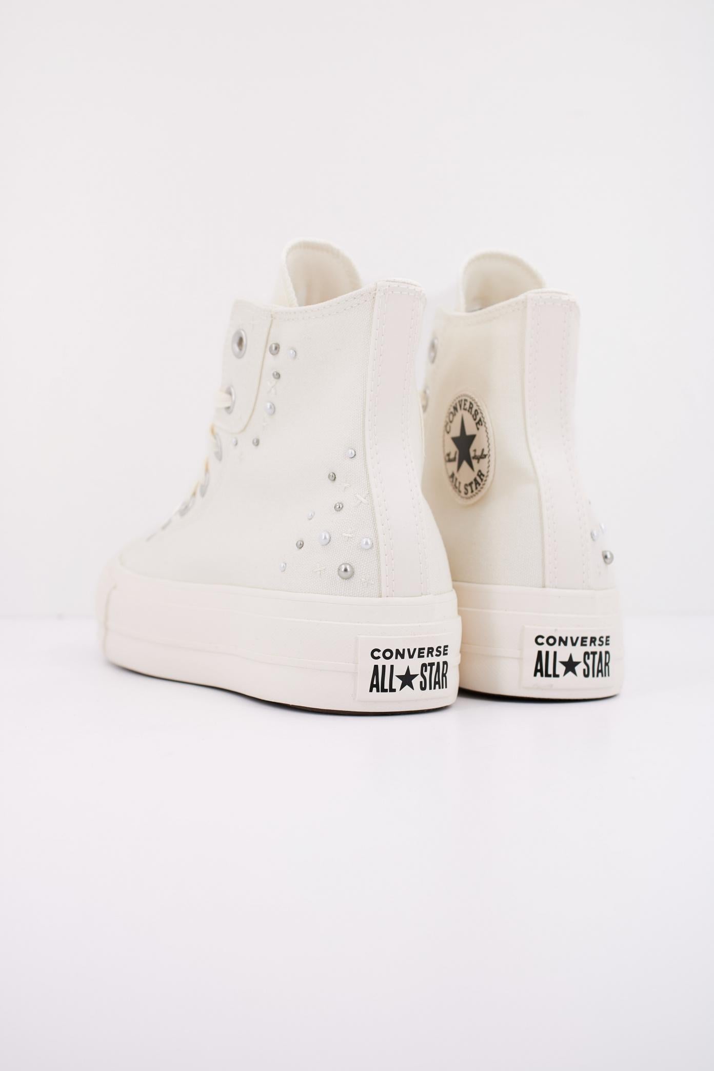 CONVERSE CTAS LIFT HI en color BLANCO (4)