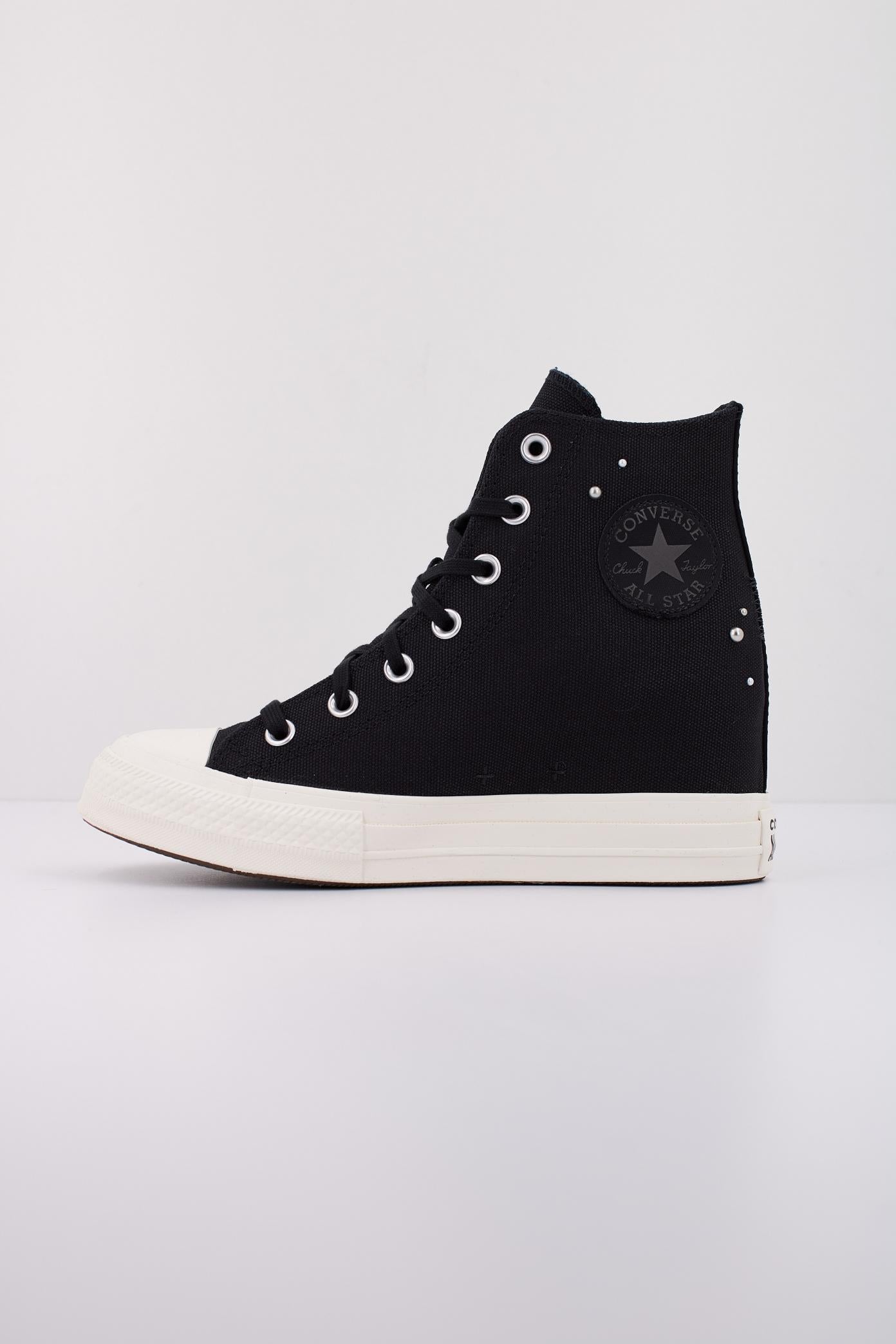 CONVERSE CHUCK TAYLOR ALL STAR WEDGE PLATFORM PEARLS & STUDS en color NEGRO (1)