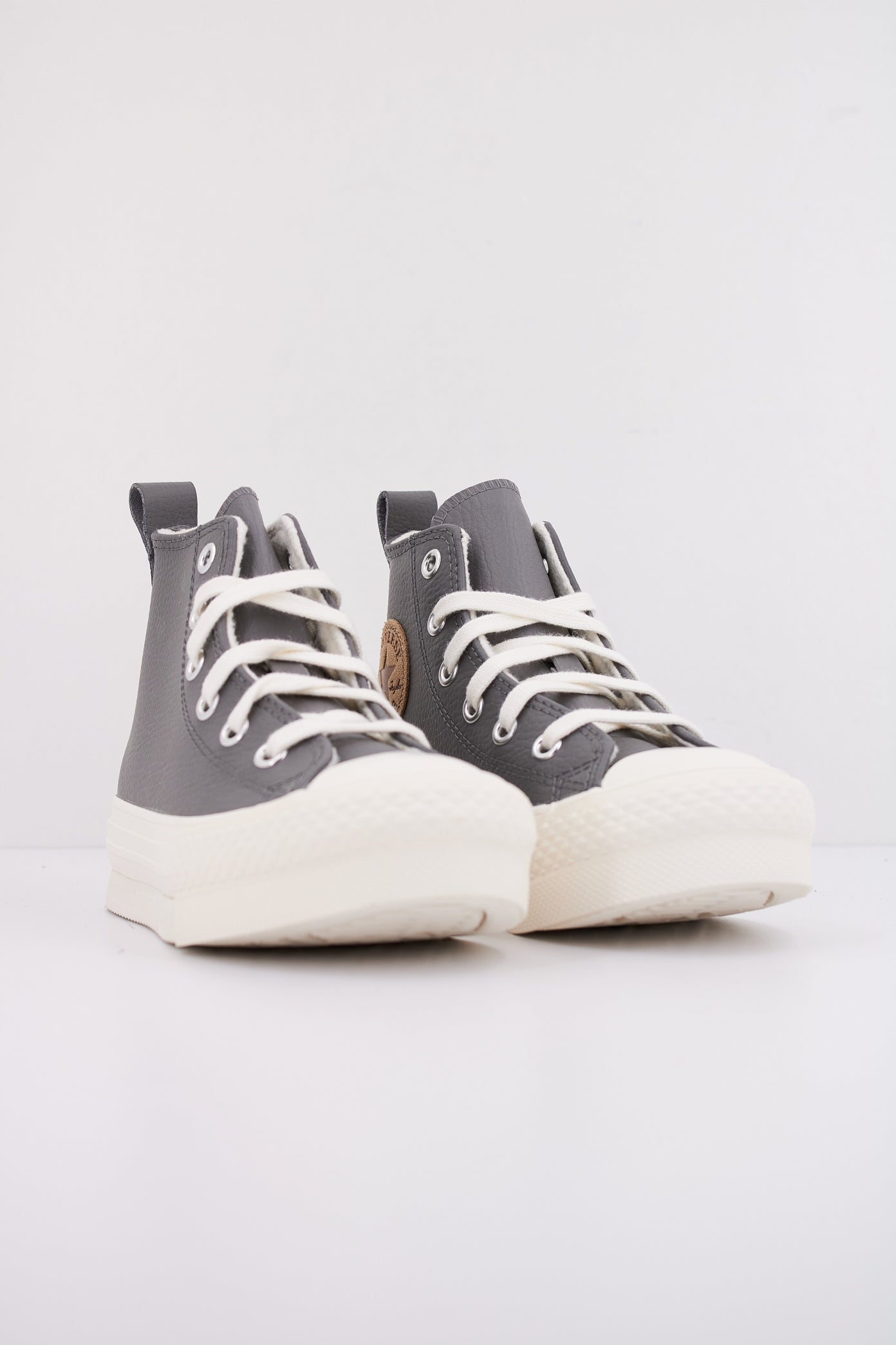 CONVERSE CTAS EVA LIFT HI en color GRIS (2)