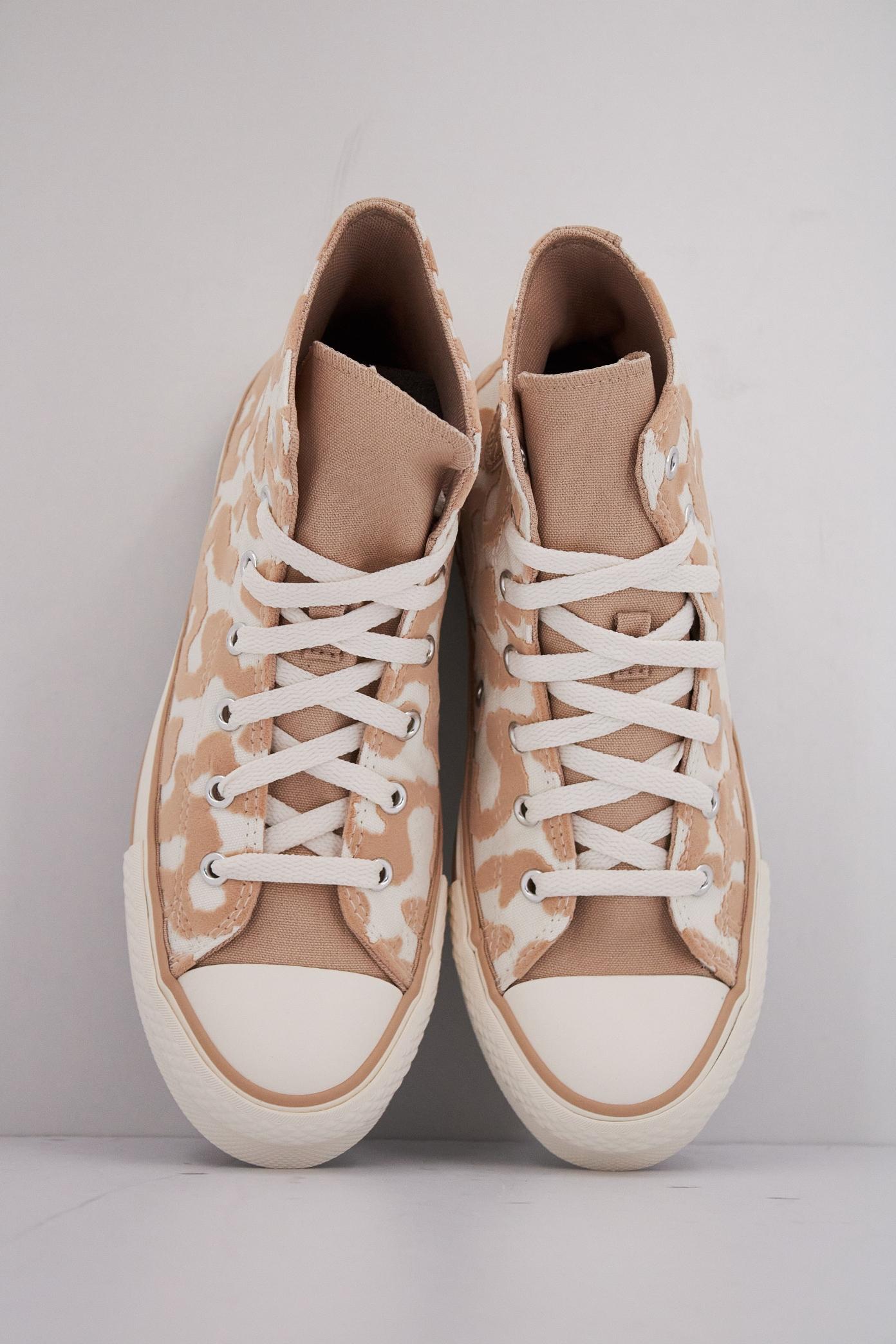 CONVERSE CHUCK TAYLOR ALL STAR EVA LIFT LEOPARD en color ROSA (3)