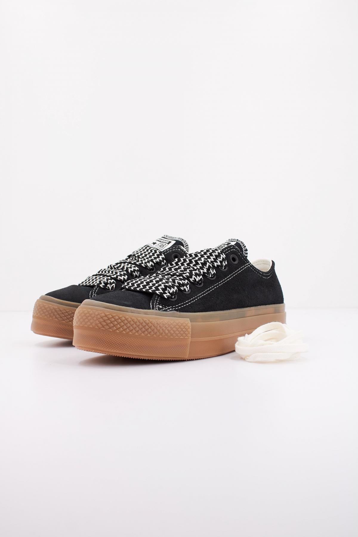 CONVERSE CHUCK TAYLOR ALL STAR LIFT OX en color NEGRO (2)