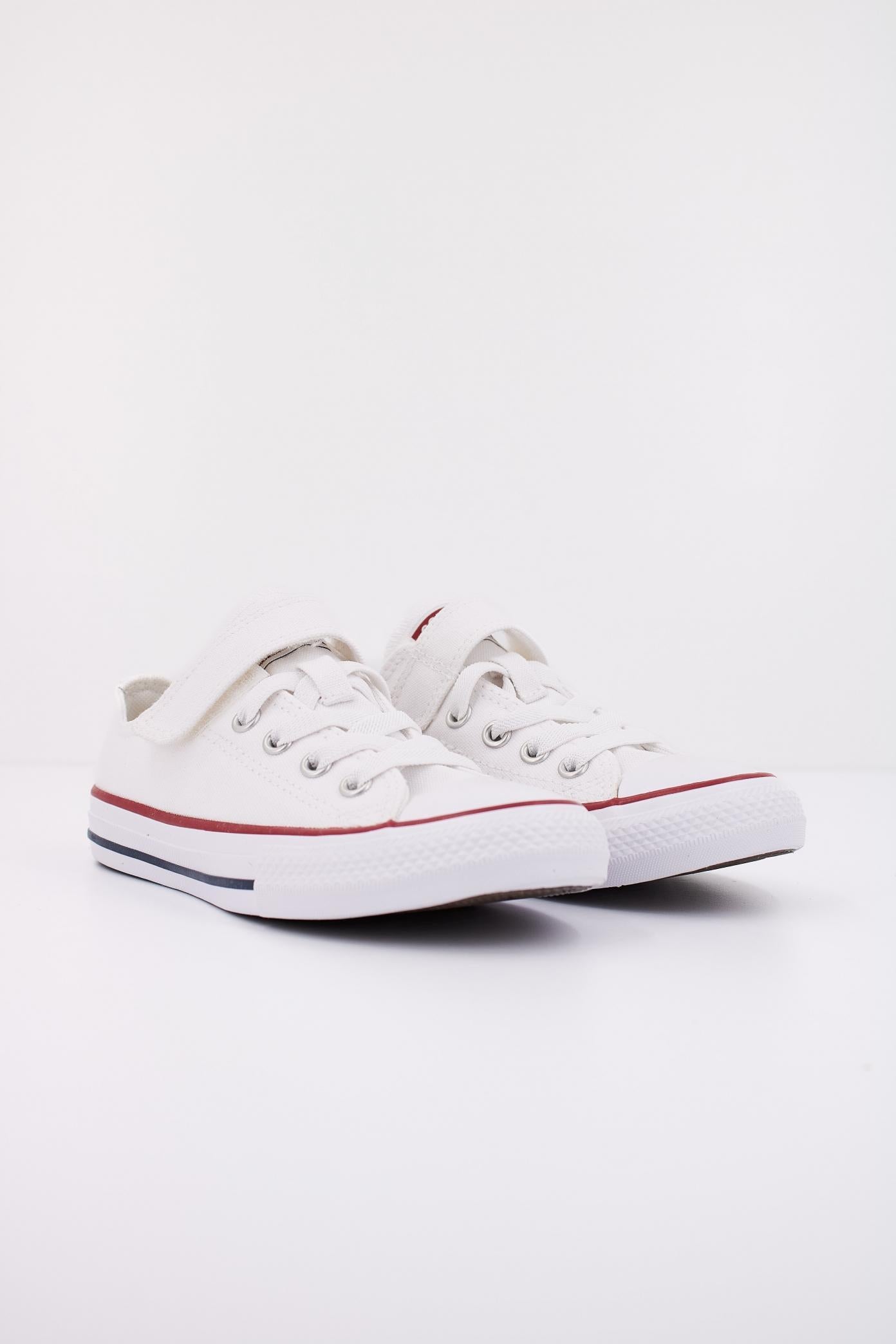 CONVERSE CHUCK TAYLOR ALL STAR MALDEN STREET en color BLANCO (2)