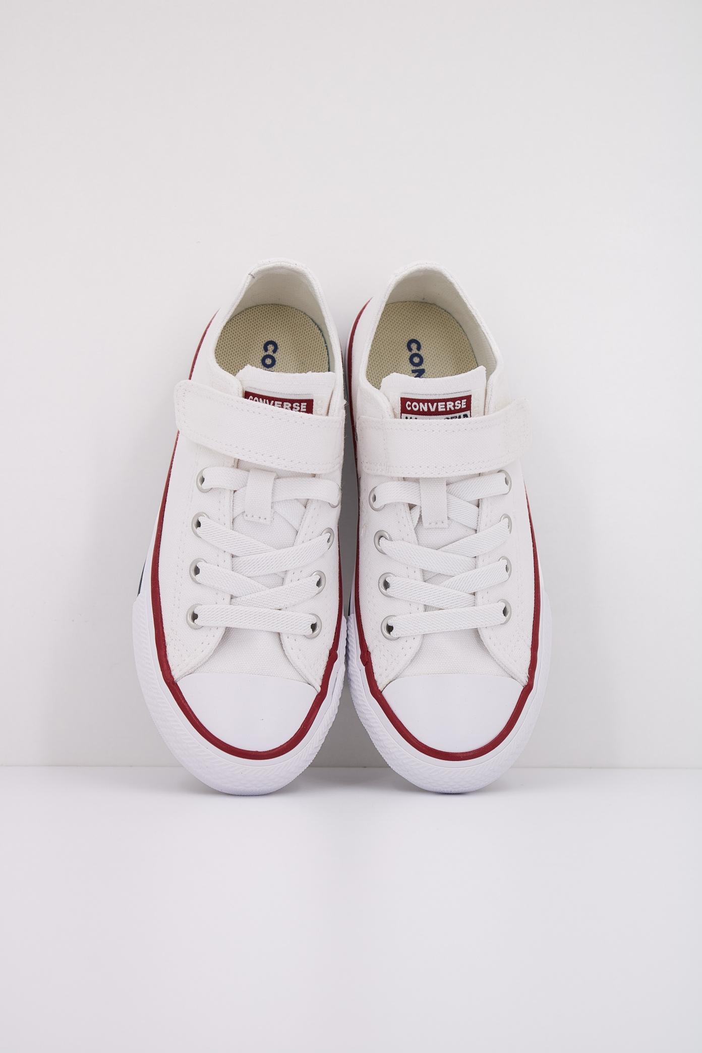 CONVERSE CHUCK TAYLOR ALL STAR MALDEN STREET en color BLANCO (3)