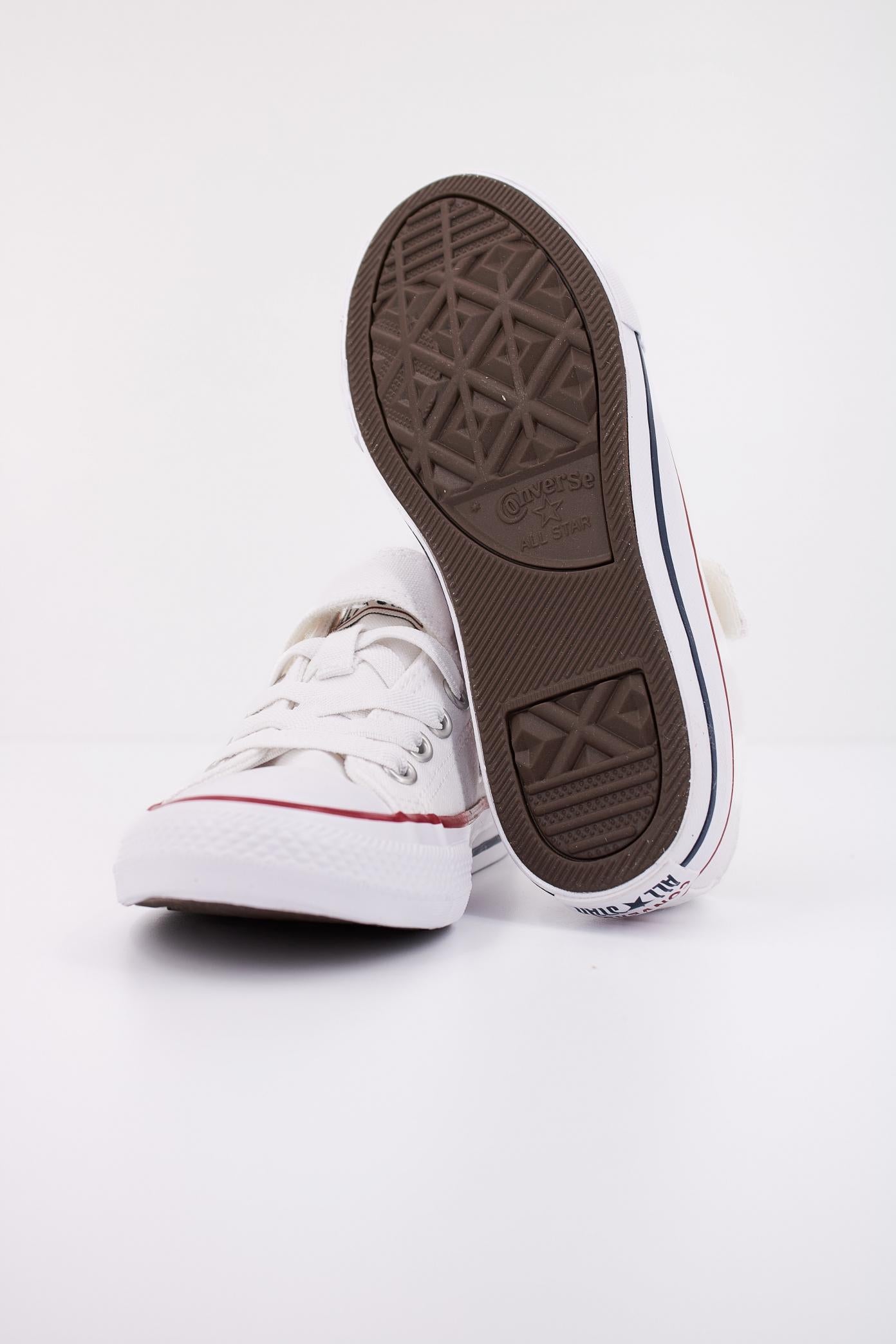 CONVERSE CHUCK TAYLOR ALL STAR MALDEN STREET en color BLANCO (5)