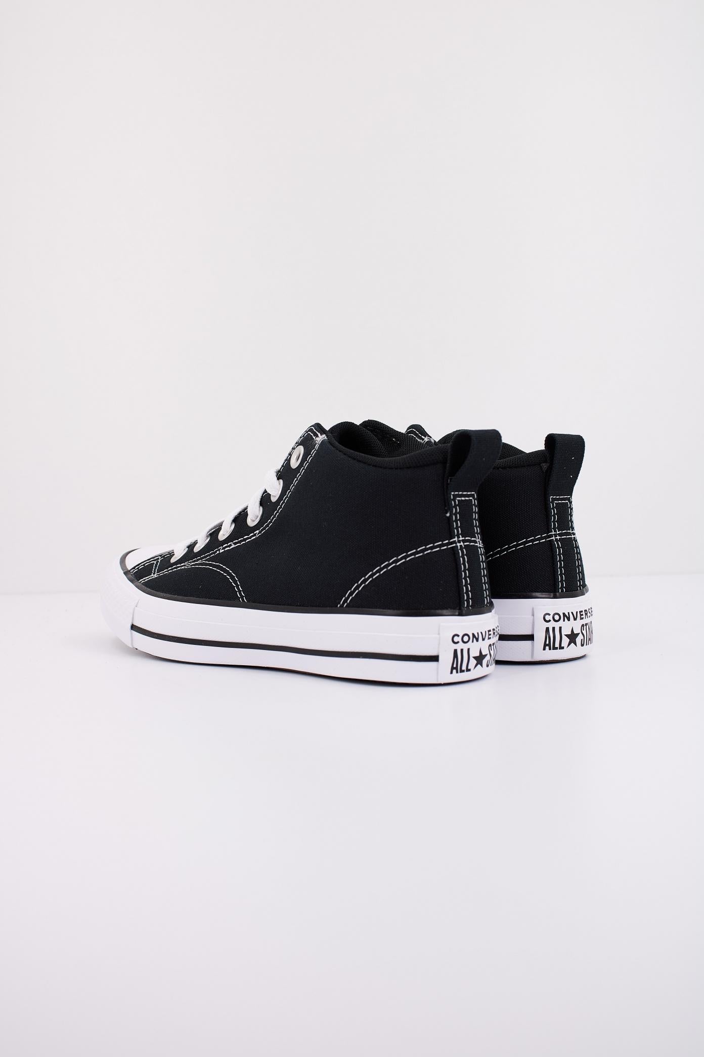 CONVERSE CHUCK TAYLOR ALL STAR MALDEN STREET en color NEGRO (4)