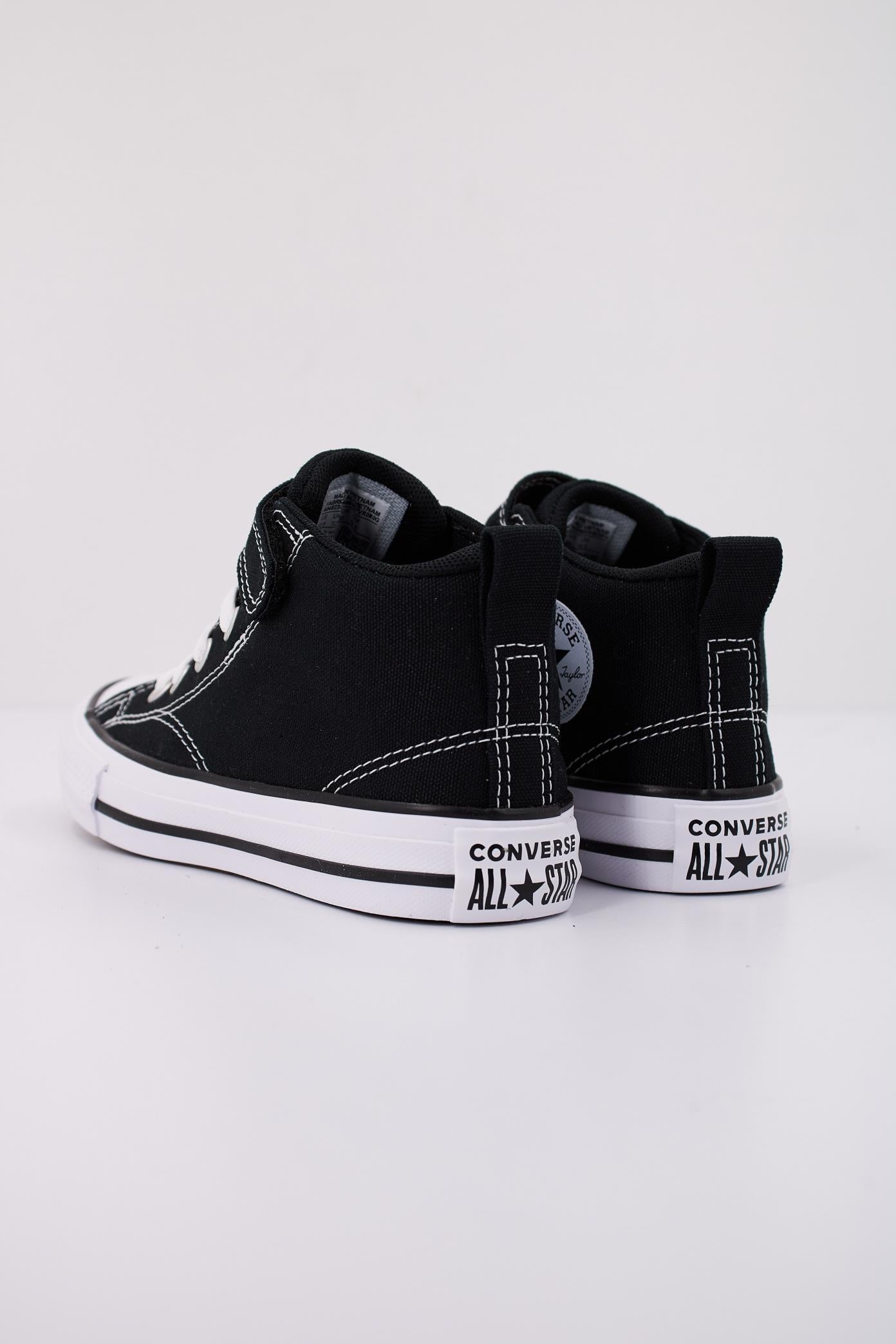 CONVERSE CHUCK TAYLOR ALL STAR MALDE en color NEGRO (4)