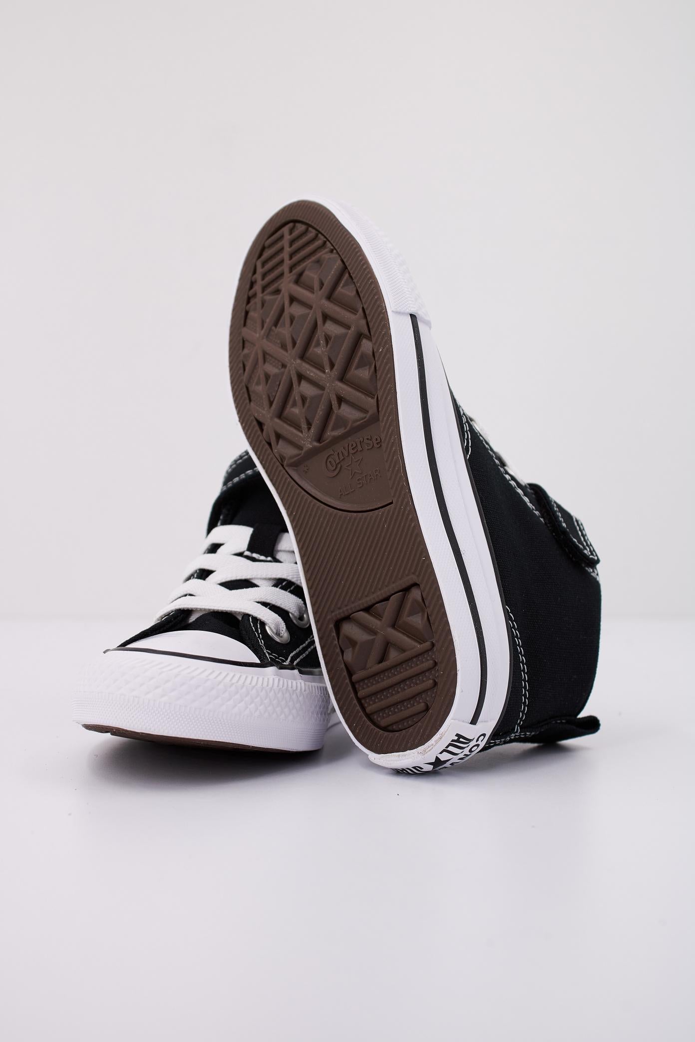 CONVERSE CHUCK TAYLOR ALL STAR MALDE en color NEGRO (5)