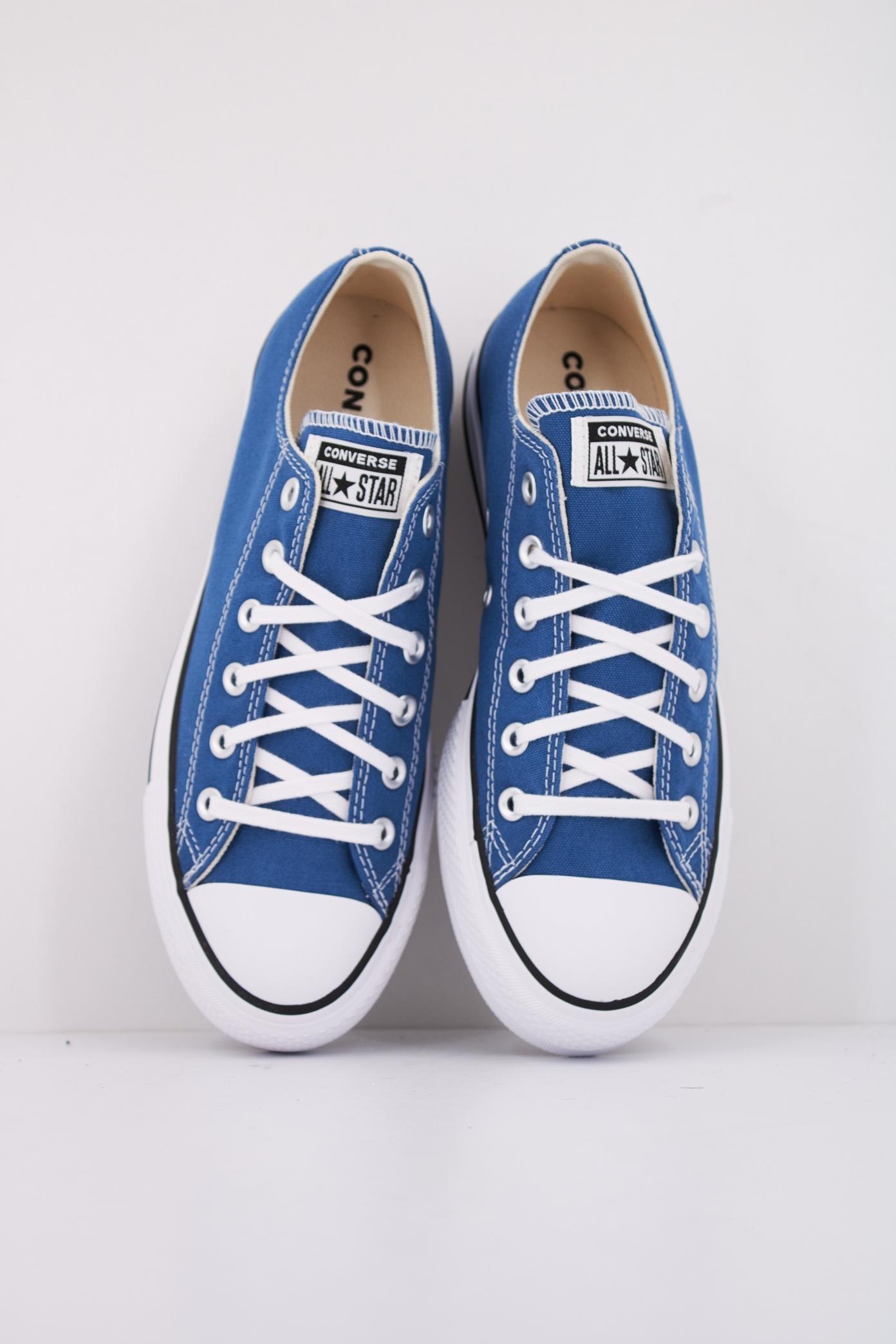 CONVERSE CHUCK TAYLOR ALL STAR LIFT OX en color AZUL (3)