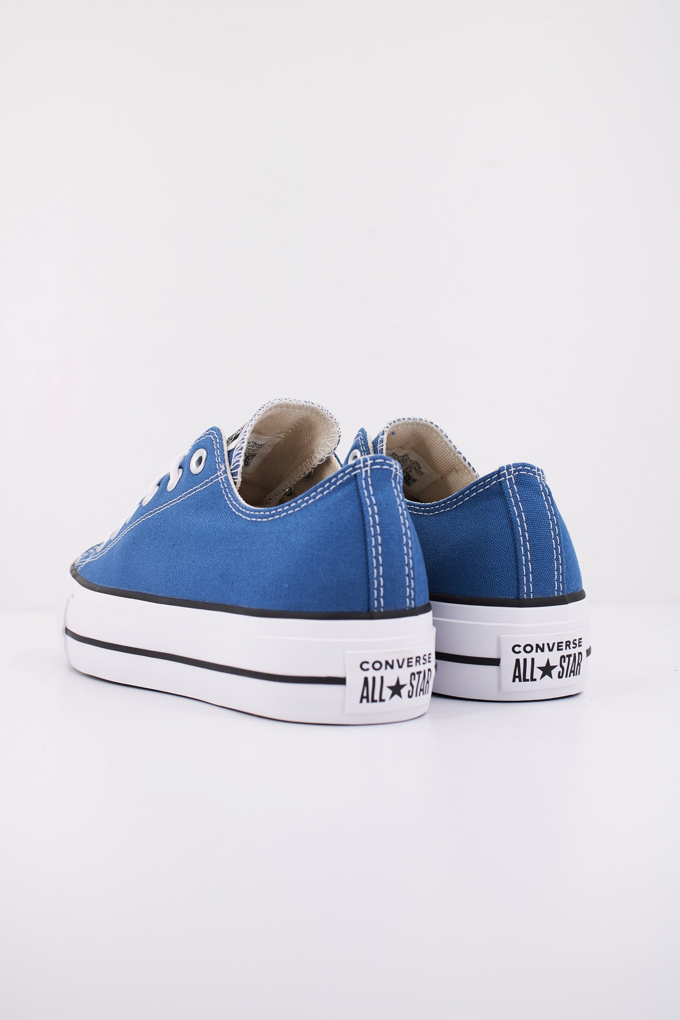CONVERSE CHUCK TAYLOR ALL STAR LIFT OX en color AZUL (4)