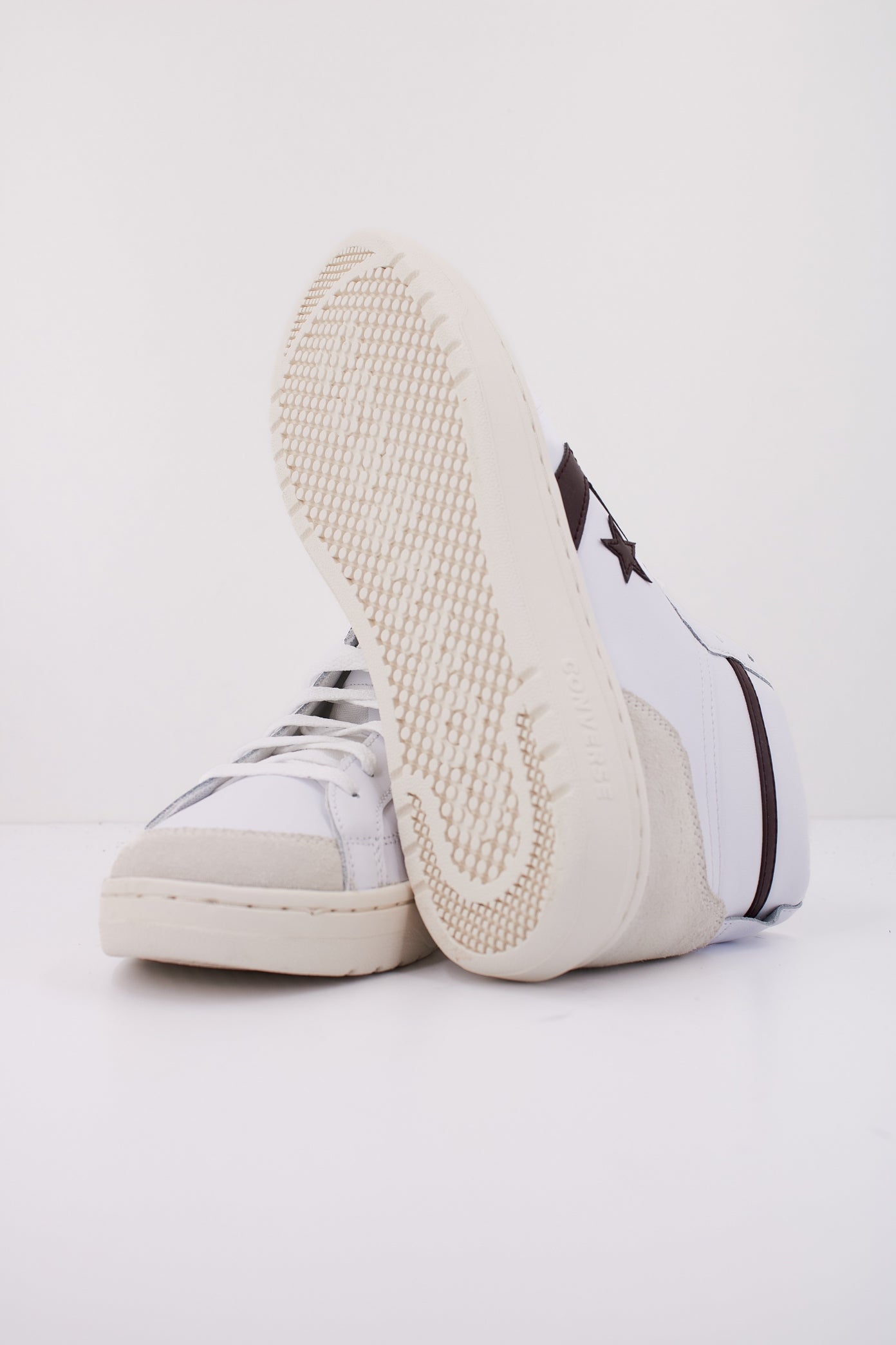 CONVERSE PRO BLAZE CLASSIC MID en color BLANCO (5)