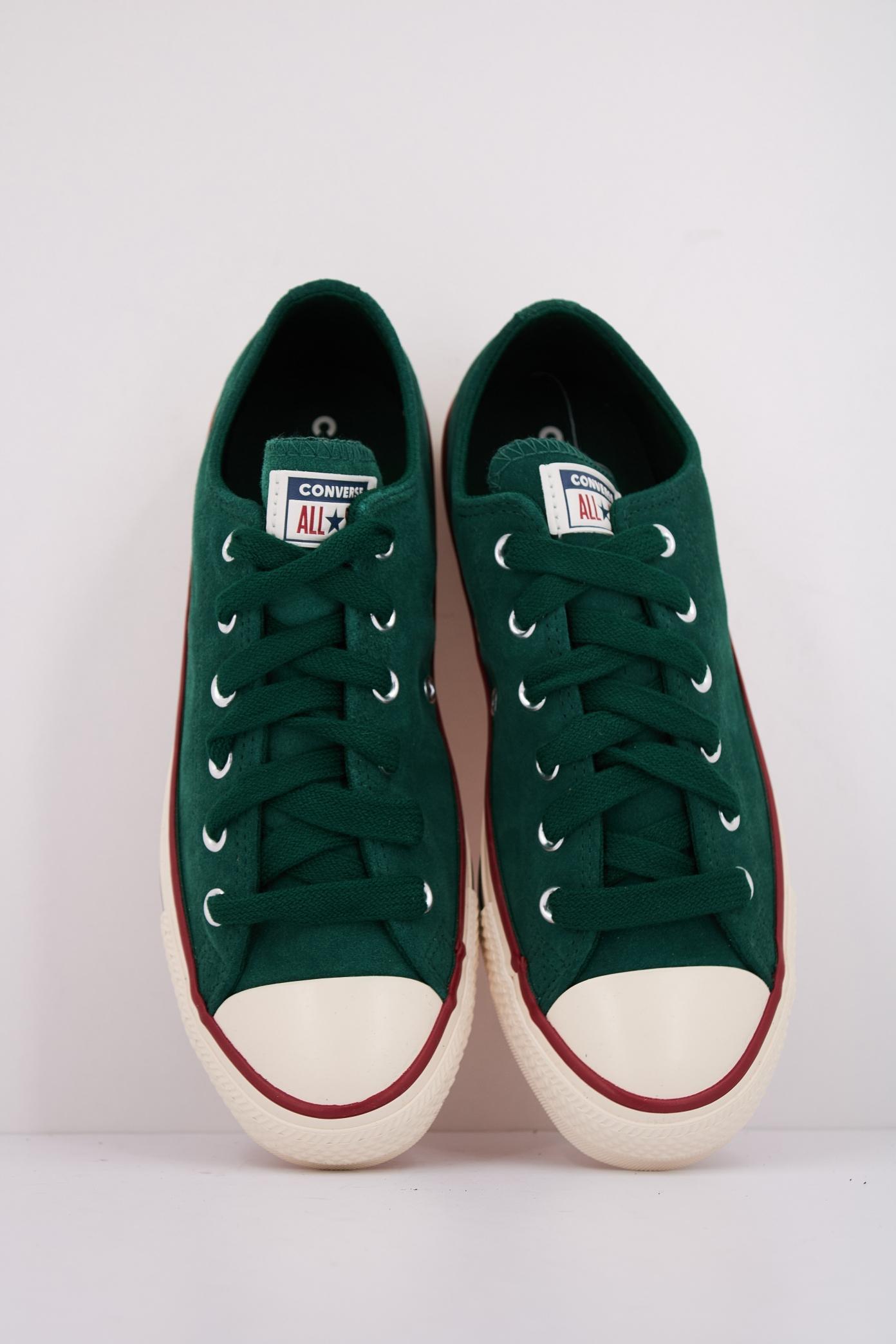 CONVERSE CHUCK TAYLOR ALL STAR SUEDE en color VERDE (3)
