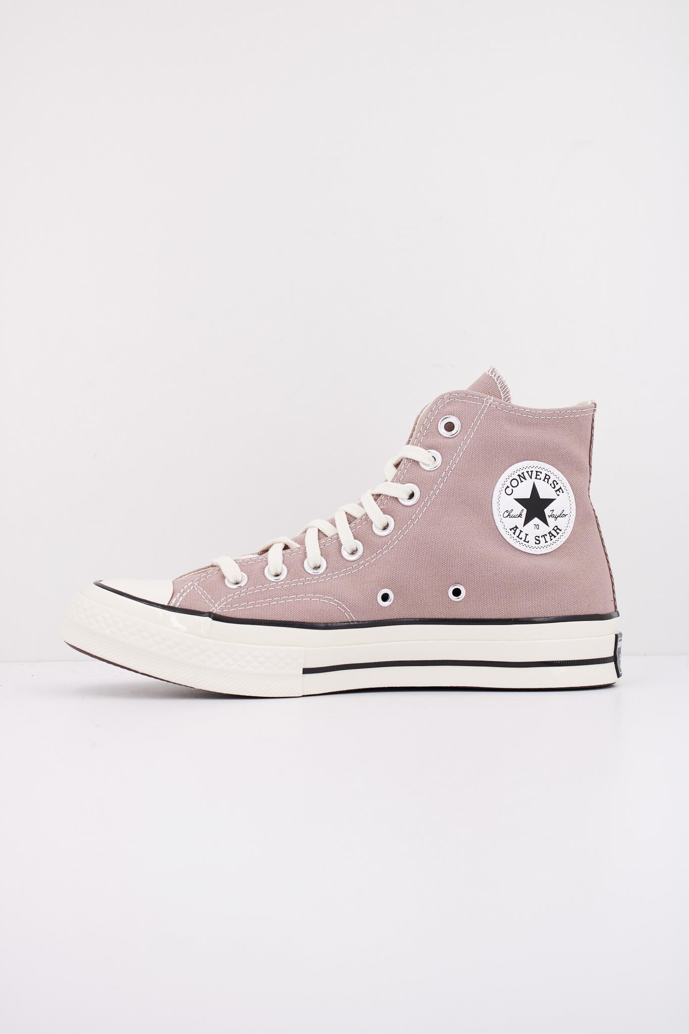 CONVERSE CHUCK en color ROSA (1)