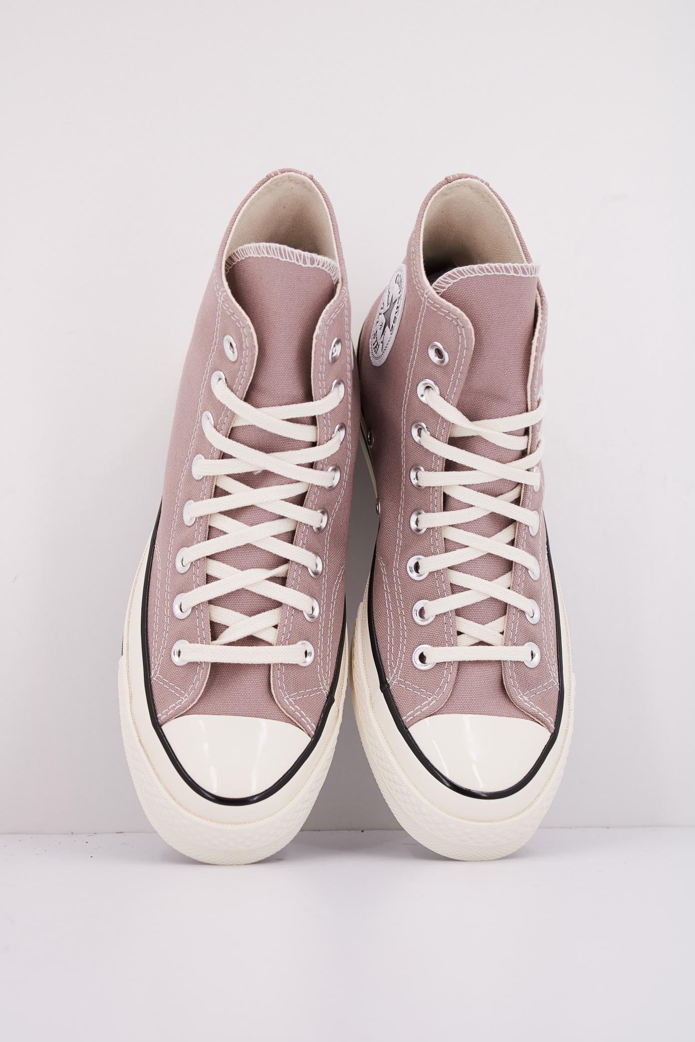 CONVERSE CHUCK en color ROSA (3)