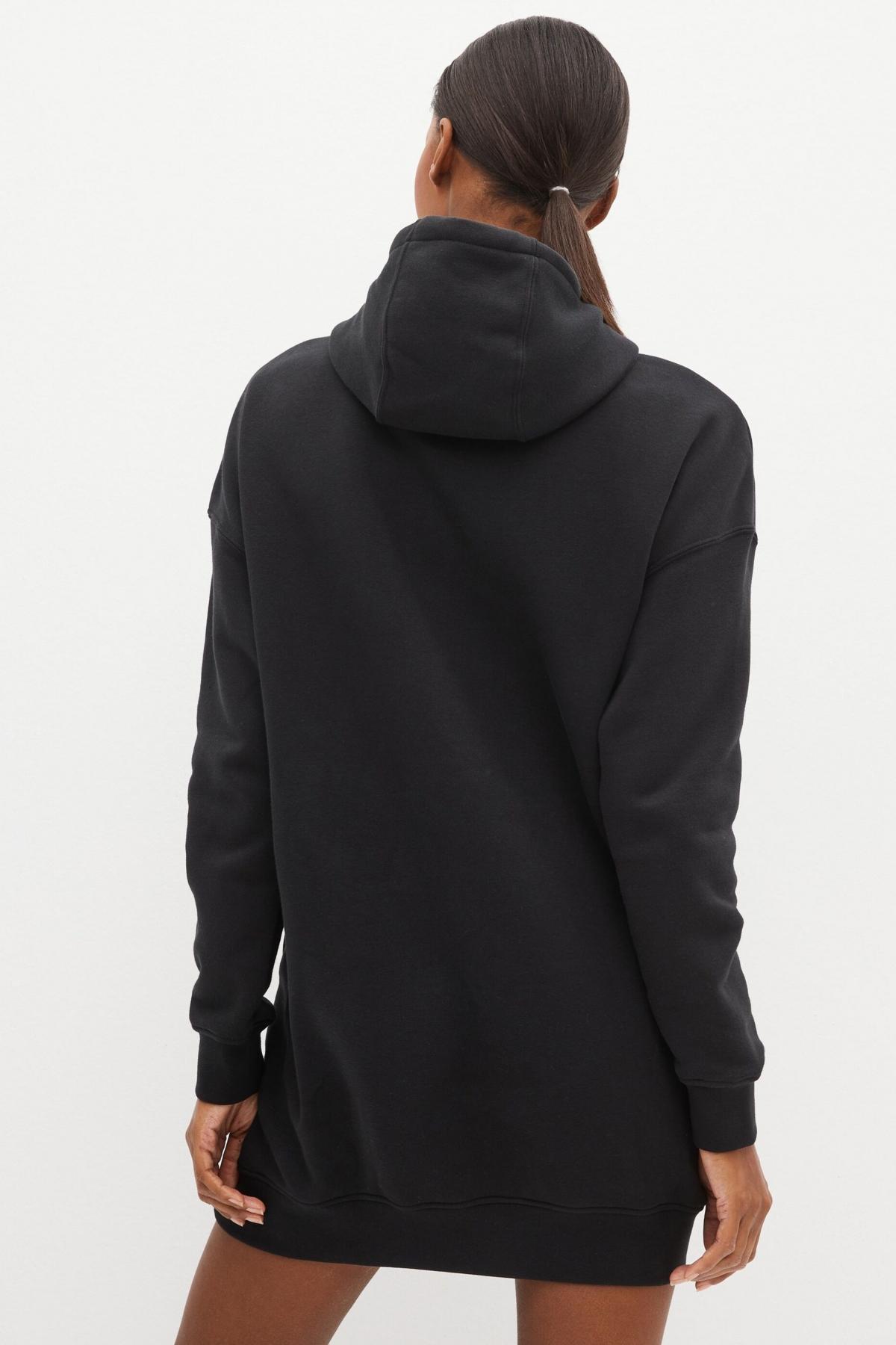 CONVERSE LONGLINE EMBR HOODIE DRES en color NEGRO (3)