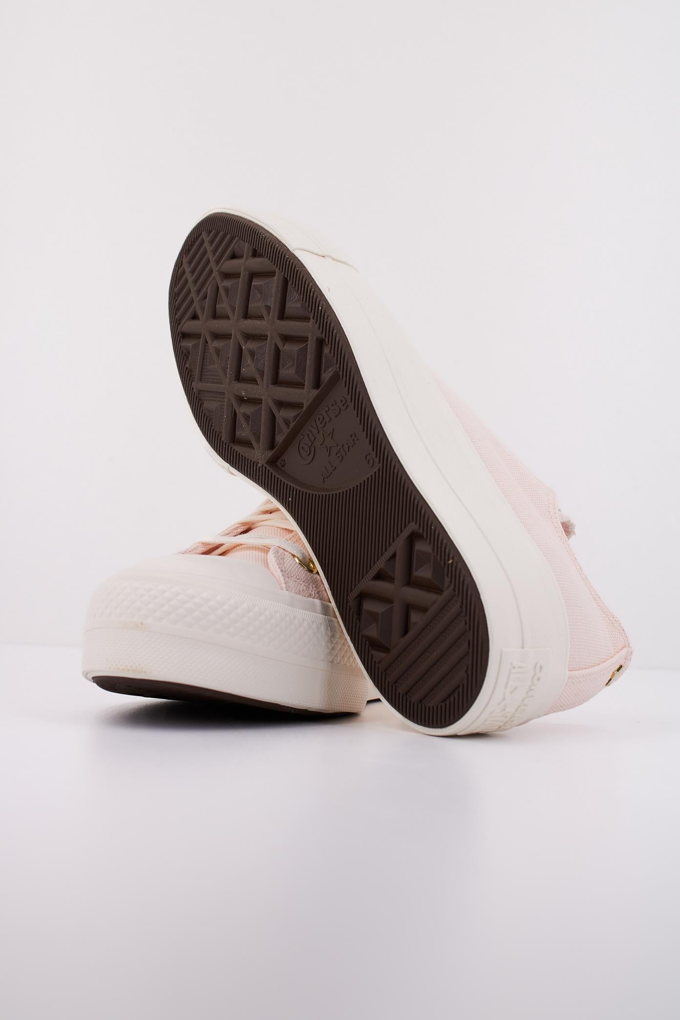 CONVERSE CHUCK TAYLOR ALL STAR LIFT en color ROSA (5)