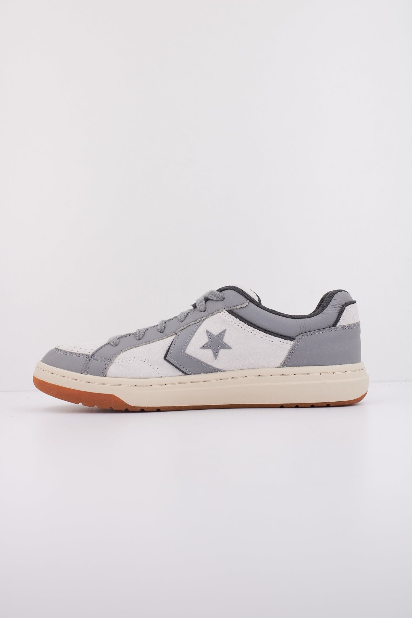 CONVERSE PRO BLAZE CLASSIC LEATHER & SUEDE en color GRIS (1)