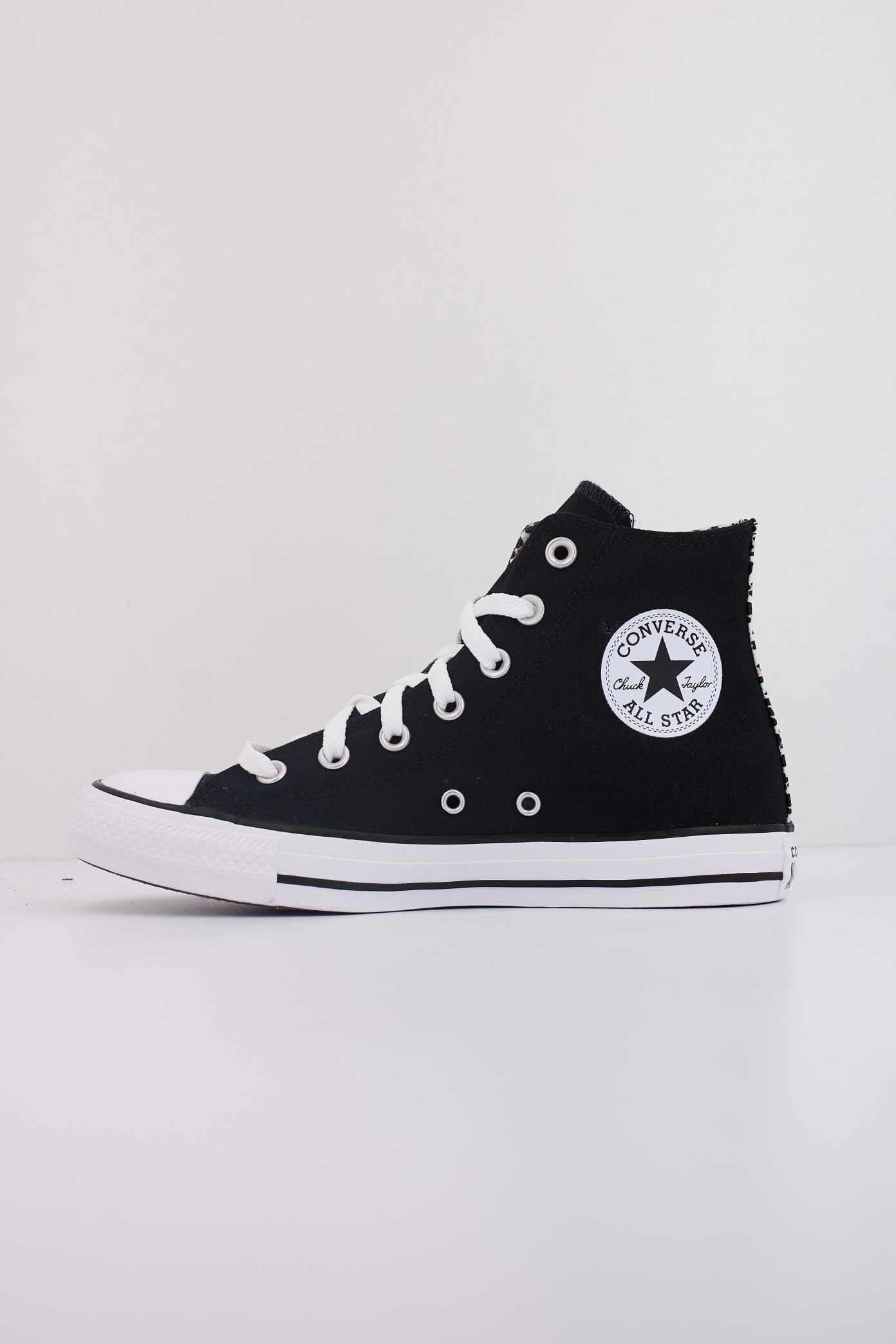 CONVERSE CHUCK TAYLOR ALL STAR LEOPARD en color NEGRO (1)