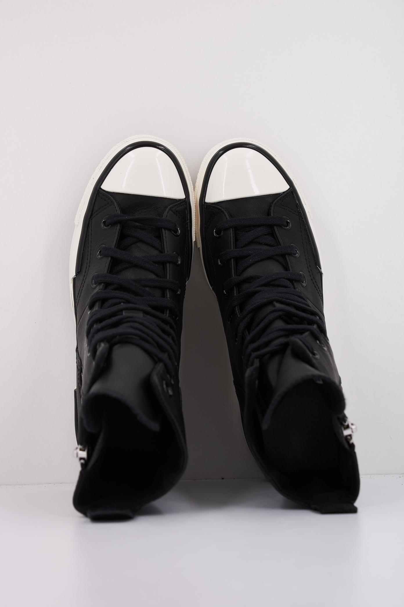 CONVERSE CHUCK PLUS XHI LEATHER en color NEGRO (3)