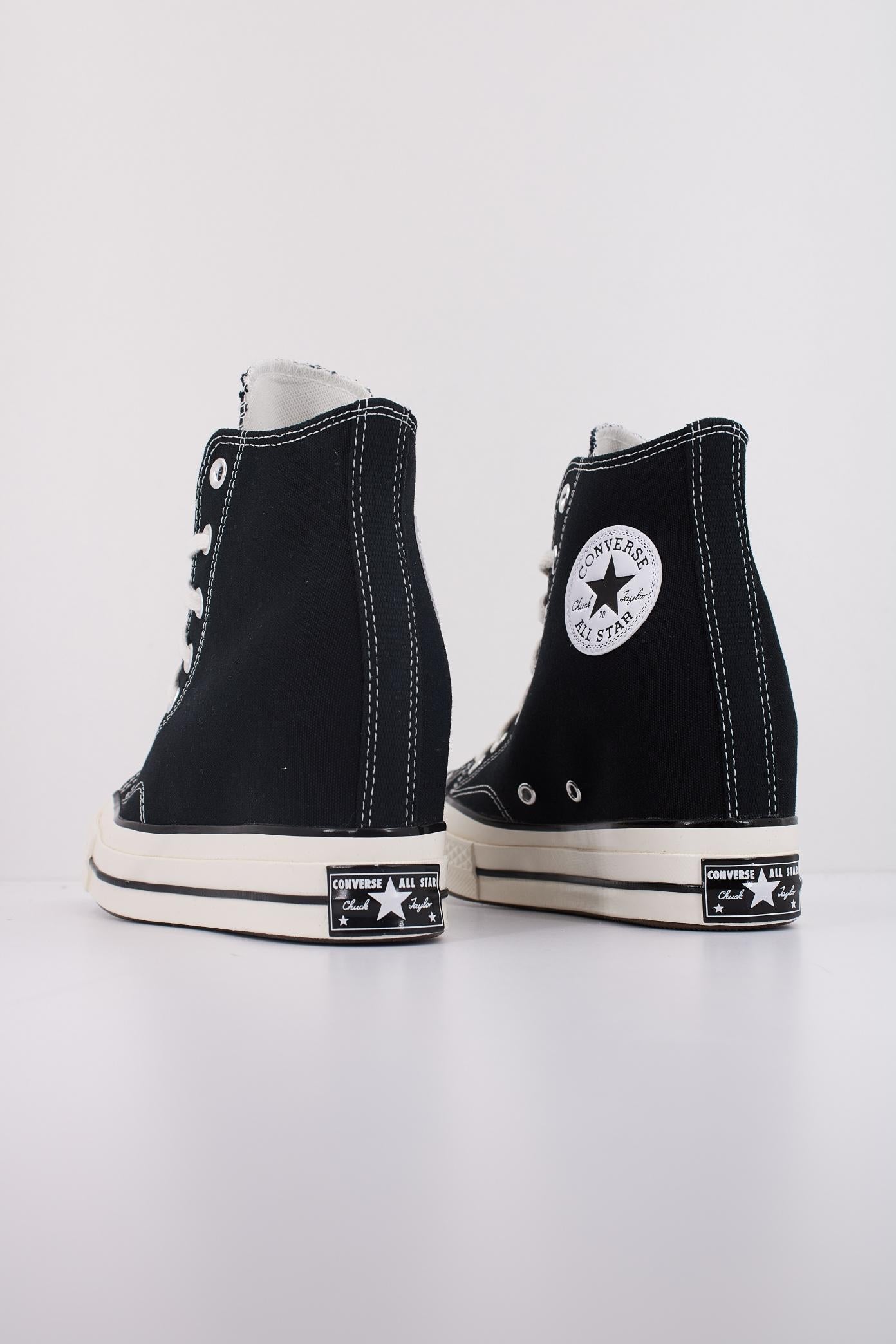 CONVERSE CHUCK WEDGE en color NEGRO (4)