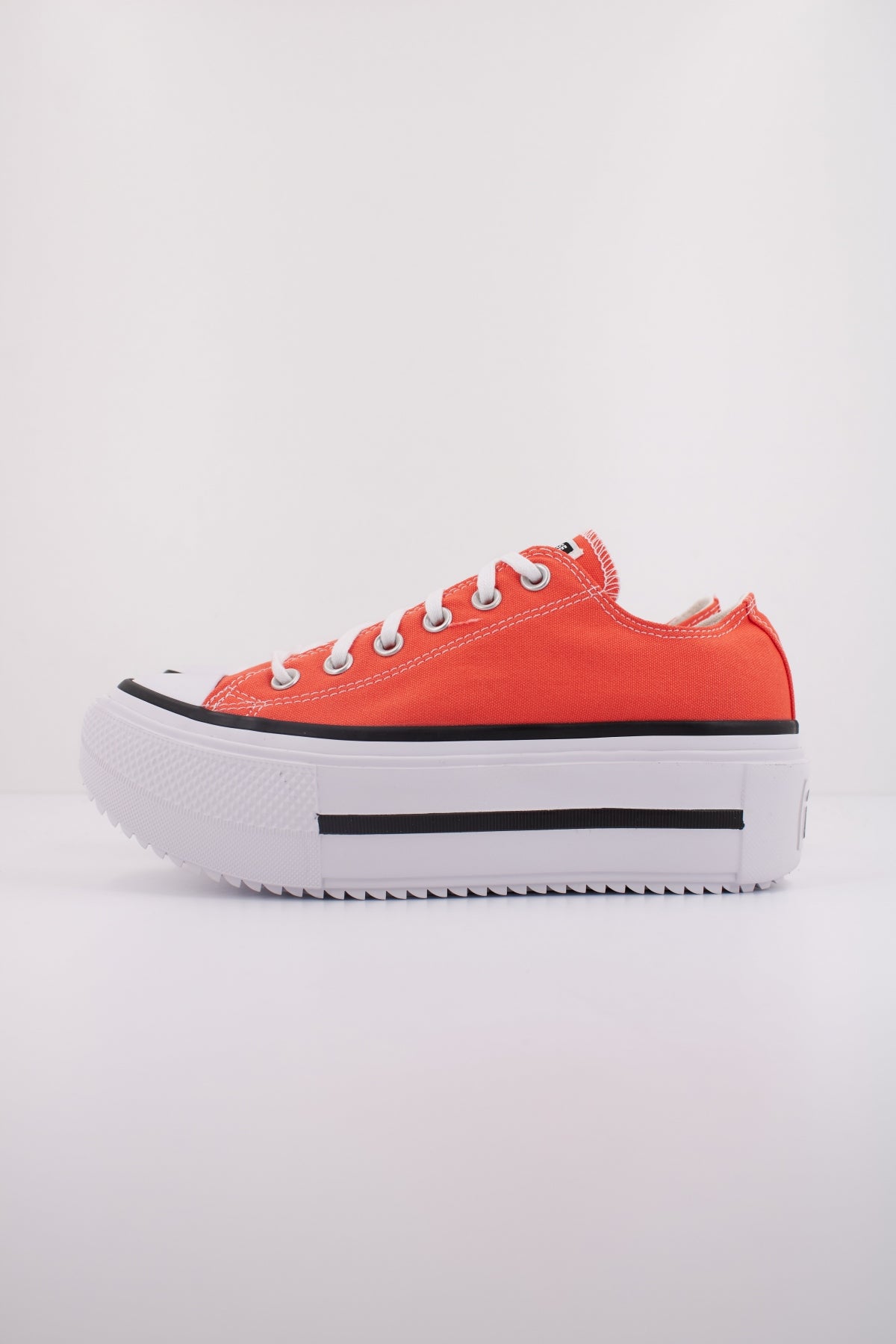 CONVERSE CHUCK TAYLOR ALL STAR LIFT DOUBLE STACK OX en color ROJO (1)