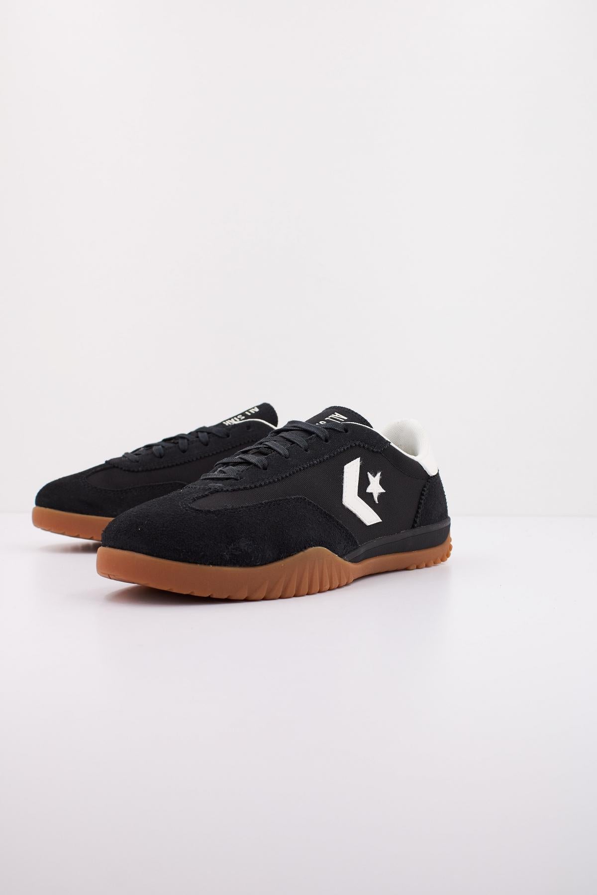 CONVERSE RUN STAR TRAINER en color NEGRO (2)
