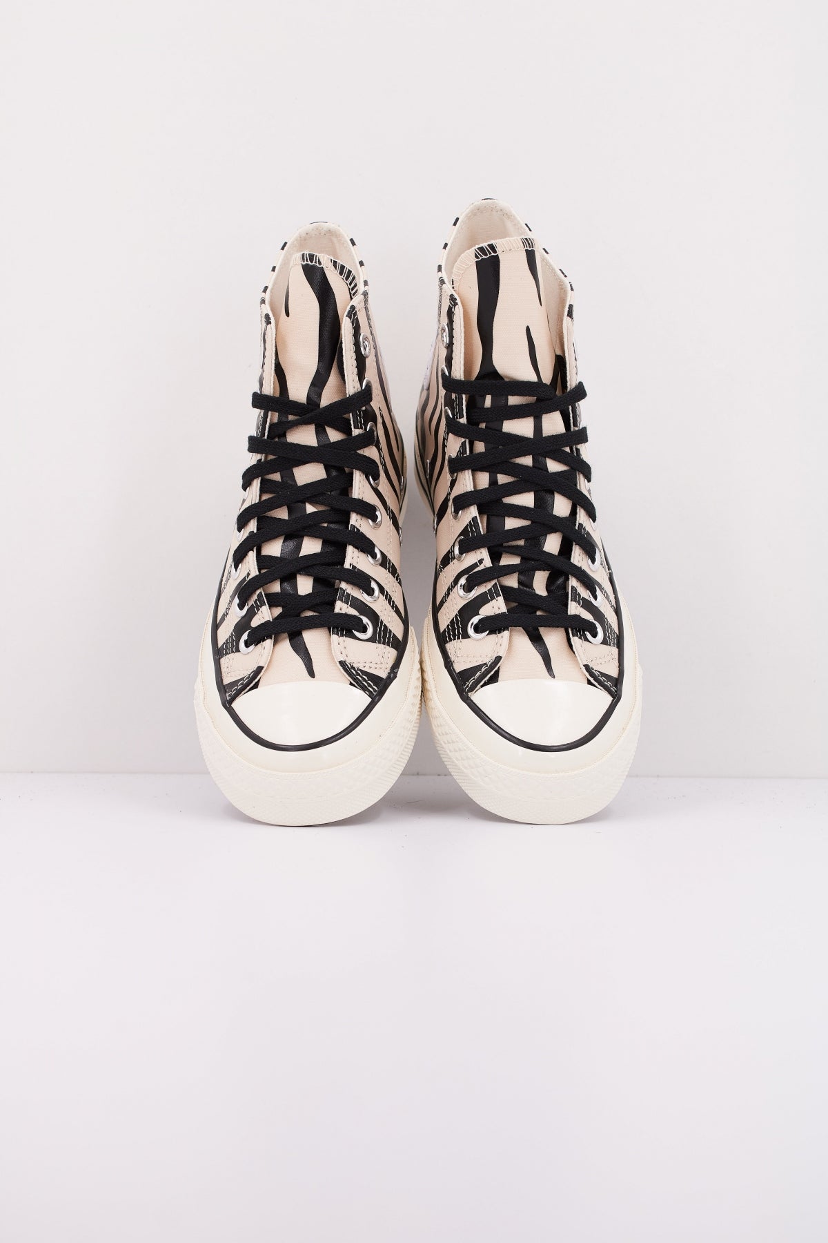 CONVERSE GLOW-IN-THE-DARK ZEBRA PRIN en color ANIMAL PRINT (3)