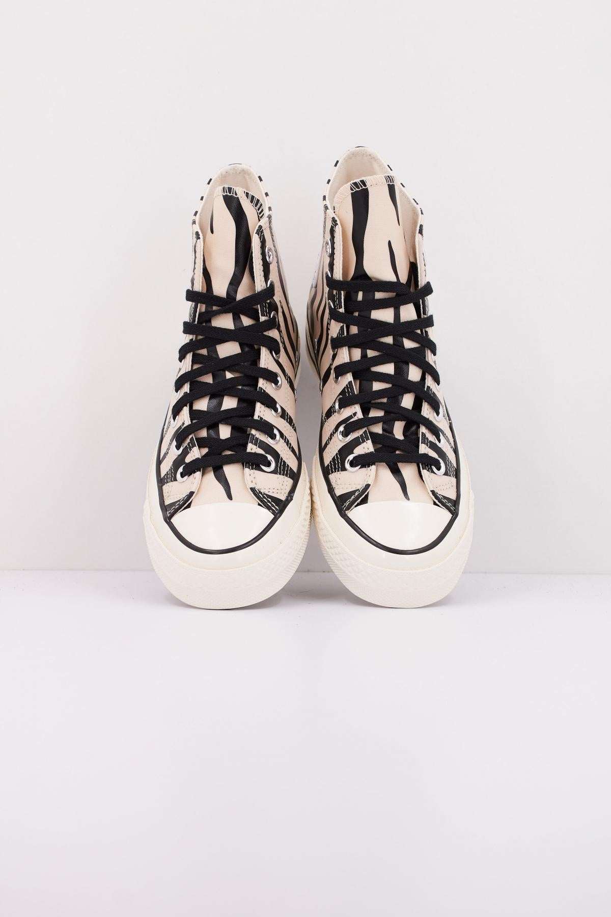 CONVERSE GLOW-IN-THE-DARK ZEBRA PRIN en color ANIMAL PRINT (3)