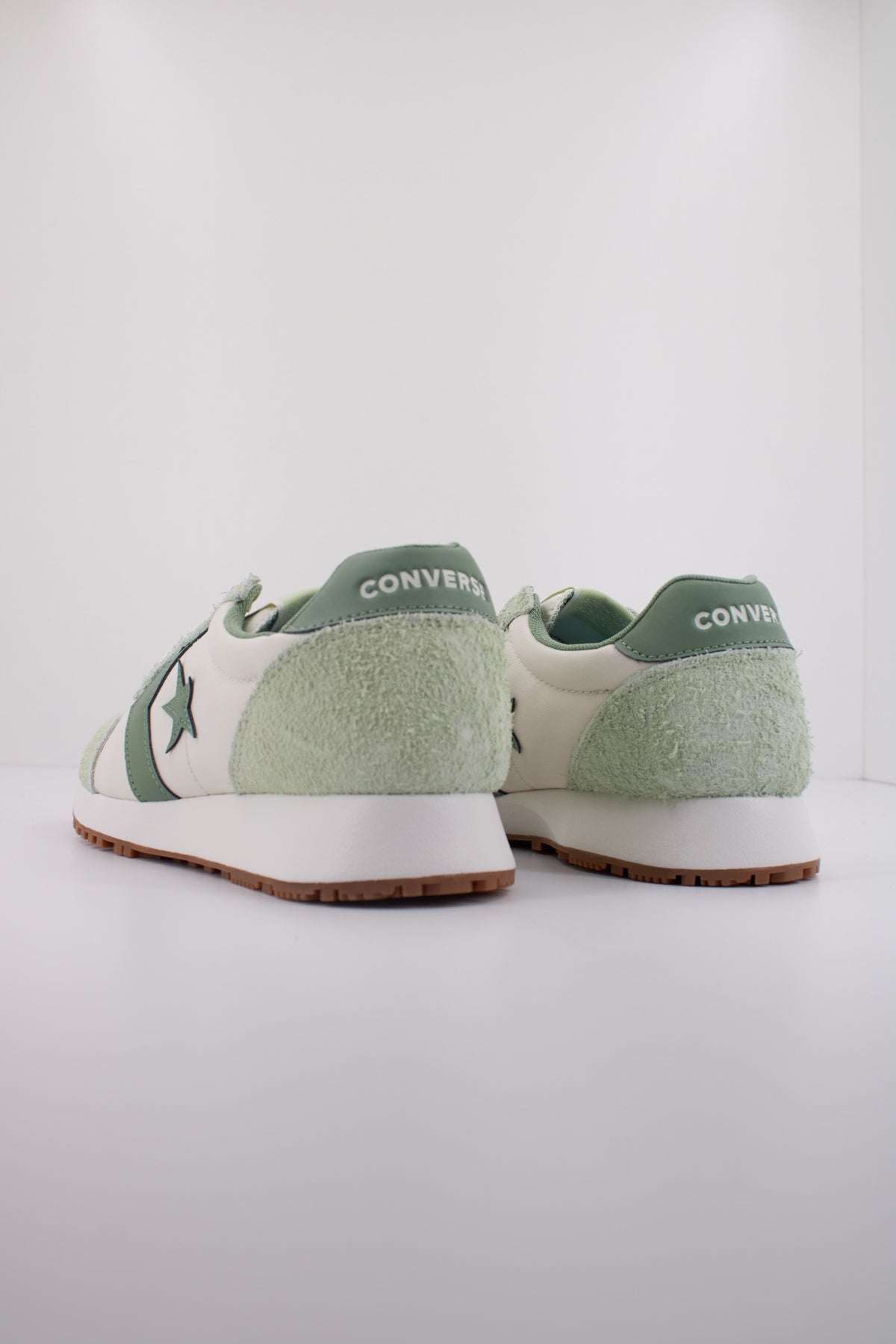 CONVERSE OMEGA TRAINER PASTEL en color VERDE (4)