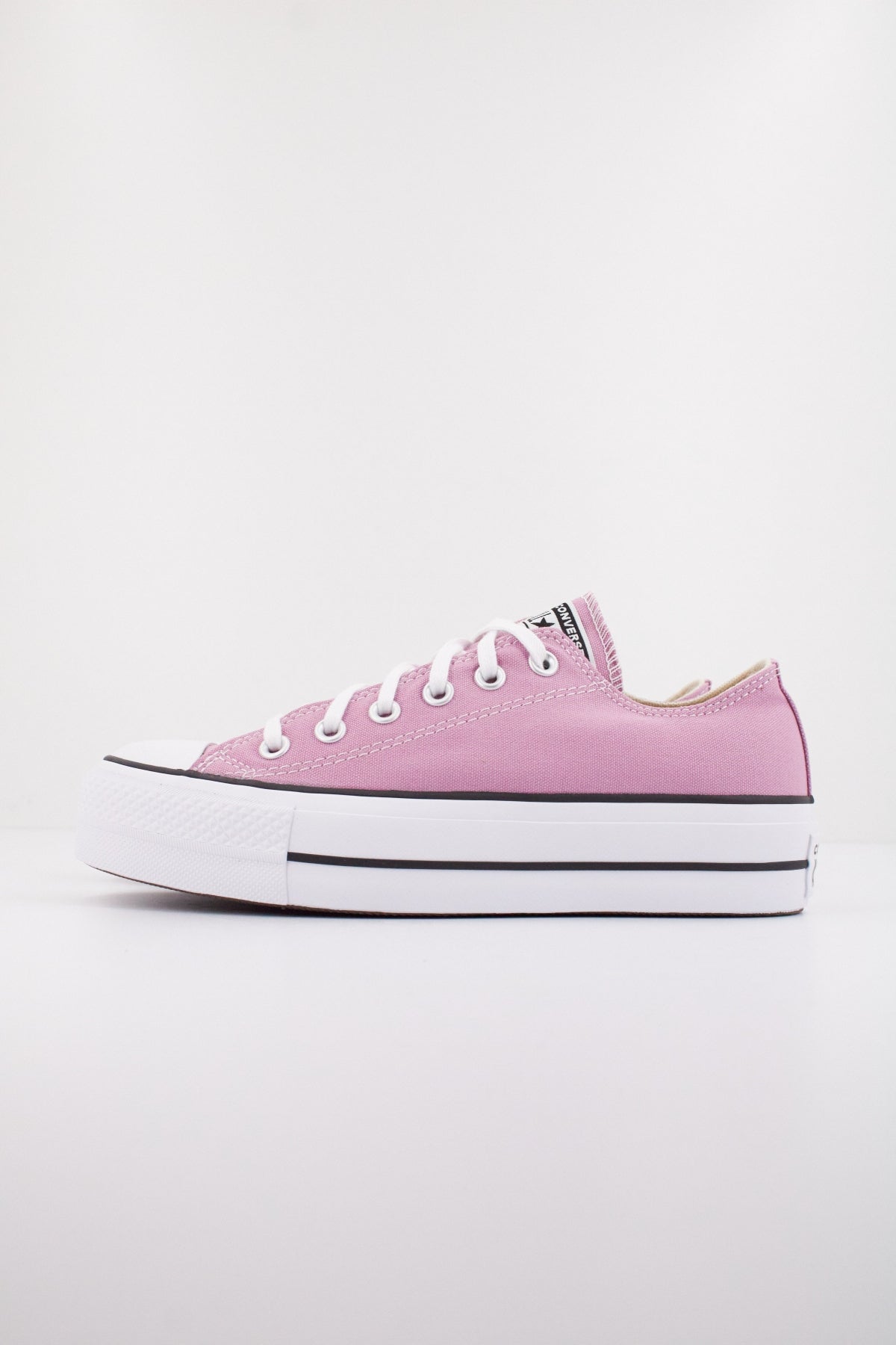 CONVERSE CHUCK TAYLOR ALL STAR LIFT en color ROSA (1)