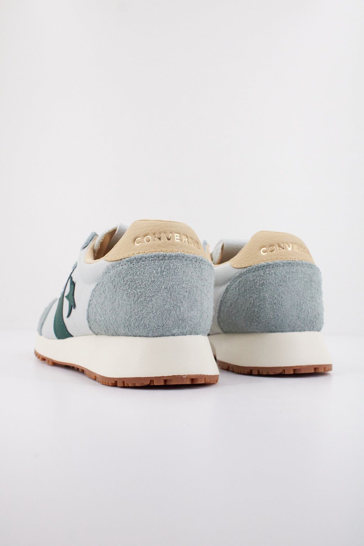 CONVERSE OMEGA TRAINER en color AZUL (4)