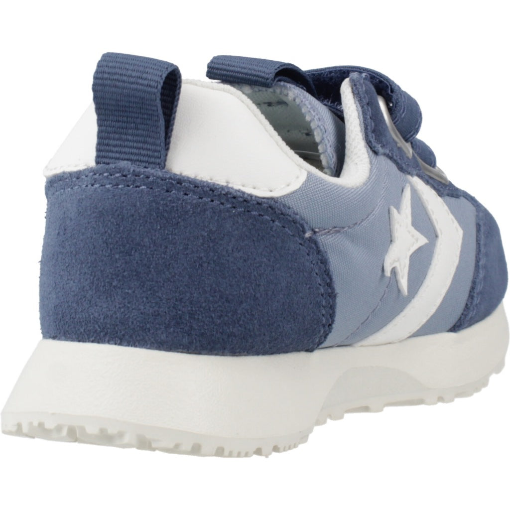 CONVERSE OMEGA TRAINER OX en color AZUL (3)
