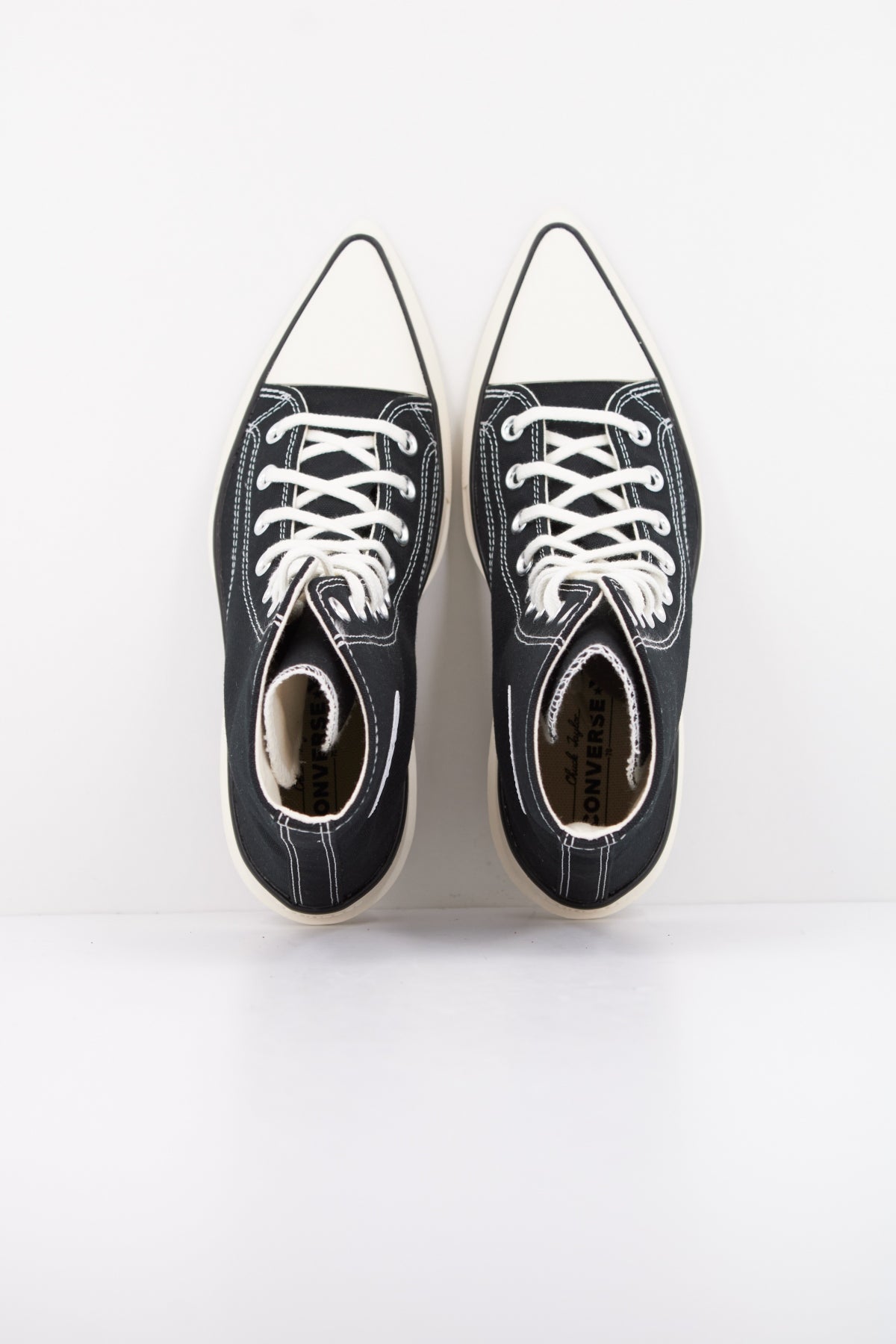 CONVERSE CHUCK DE LUXE POINTED HI en color NEGRO (5)