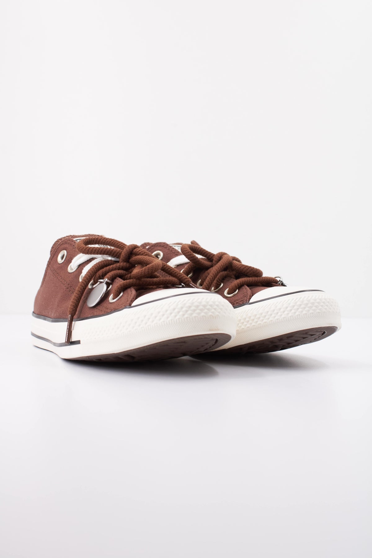 CONVERSE AC en color MARRON (2)