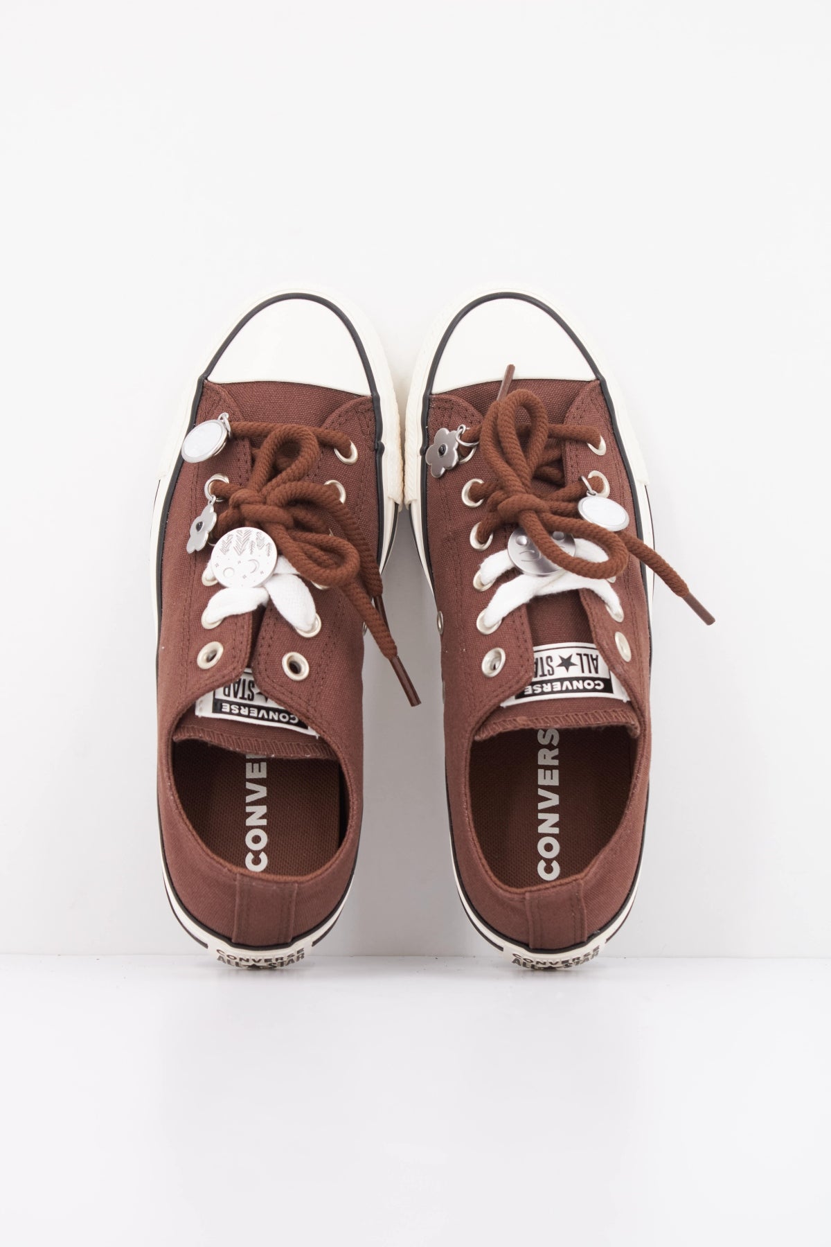 CONVERSE AC en color MARRON (3)