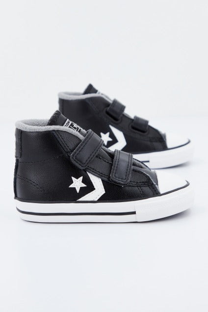 CONVERSE STAR PLAYER V MID en color NEGRO (1)