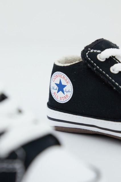 CONVERSE CHUCK TAYLOR ALL STAR CRIBS en color NEGRO (3)