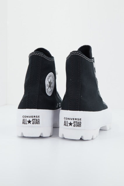 CONVERSE CONVERSE LUGGED HI en color NEGRO (4)