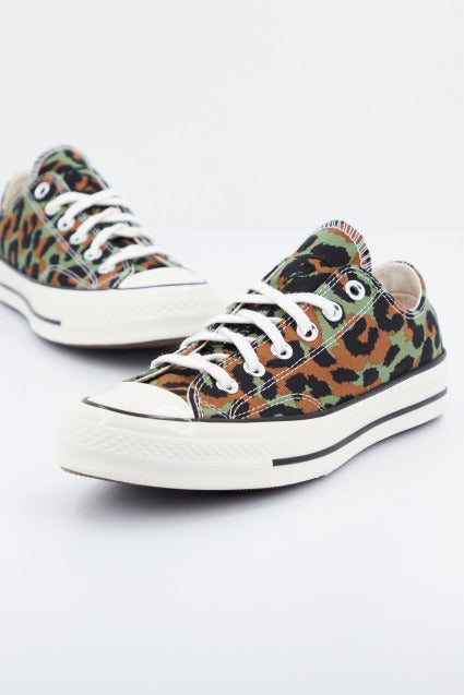 CONVERSE CHUCK OX en color VERDE (1)